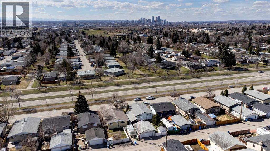 99 Dovercliffe Way SE, Calgary, Alberta  T2B 1W6 - Photo 35 - A2302232