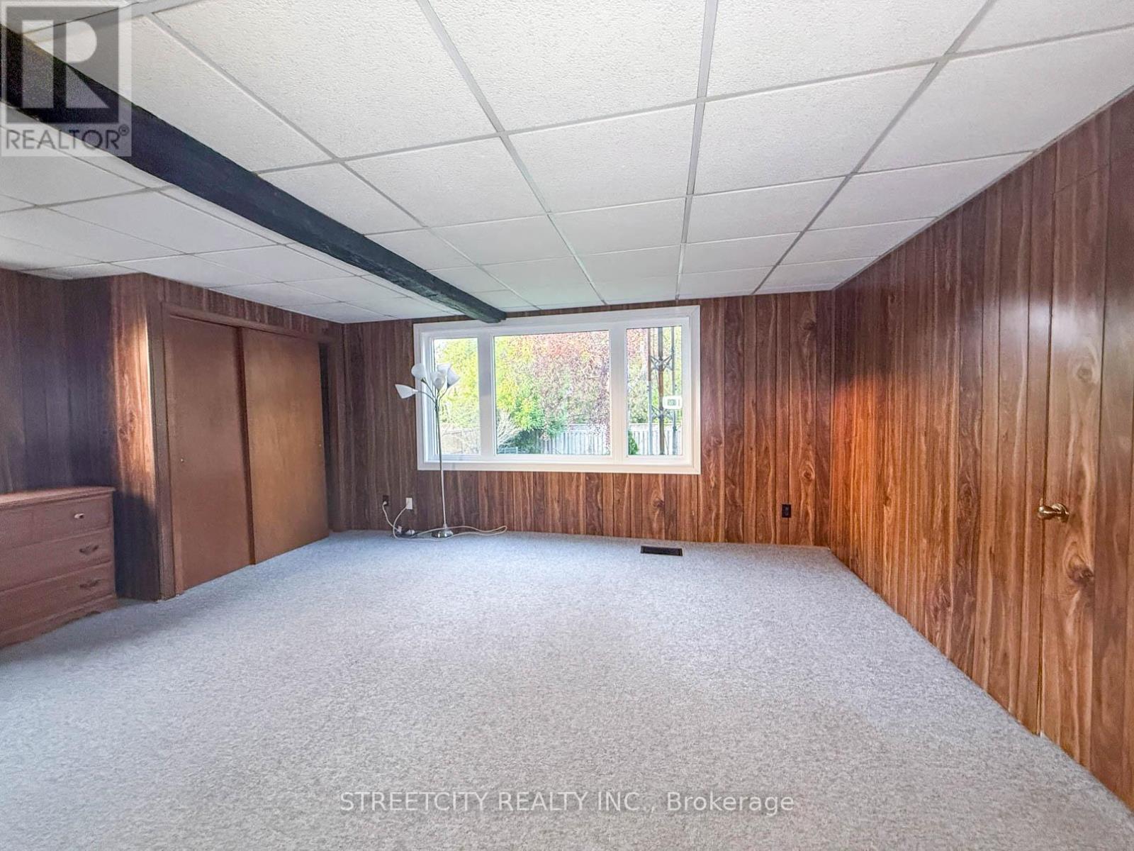 305 St Clair Street, Chatham-Kent, Ontario  N7L 7R1 - Photo 2 - X13147050