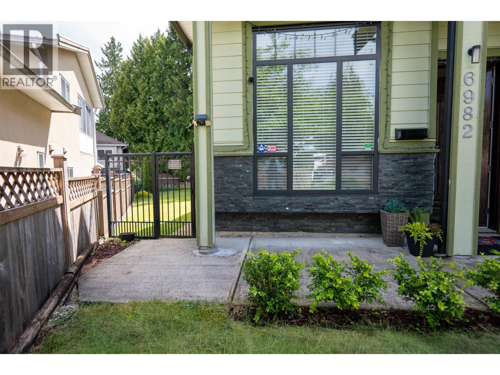 6982 Burns Court, Burnaby, British Columbia  V5E 1T6 - Photo 30 - R3125270