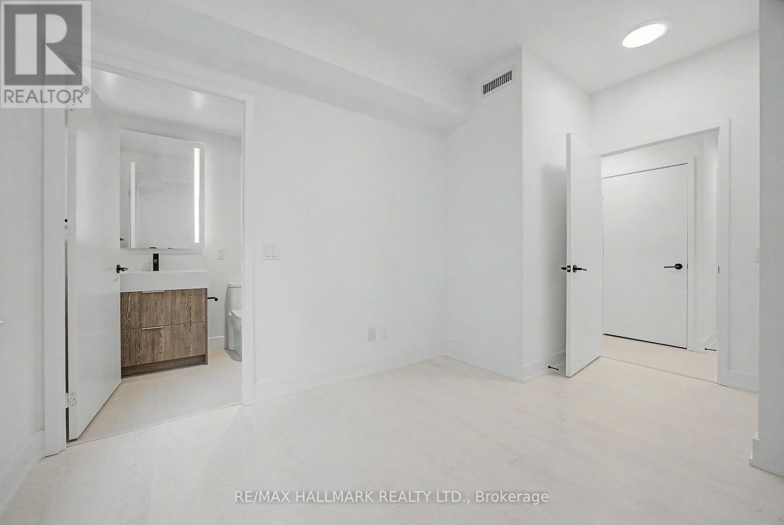 210 - 308 Jarvis Street, Toronto, Ontario  M5A 2P2 - Photo 4 - C13139190