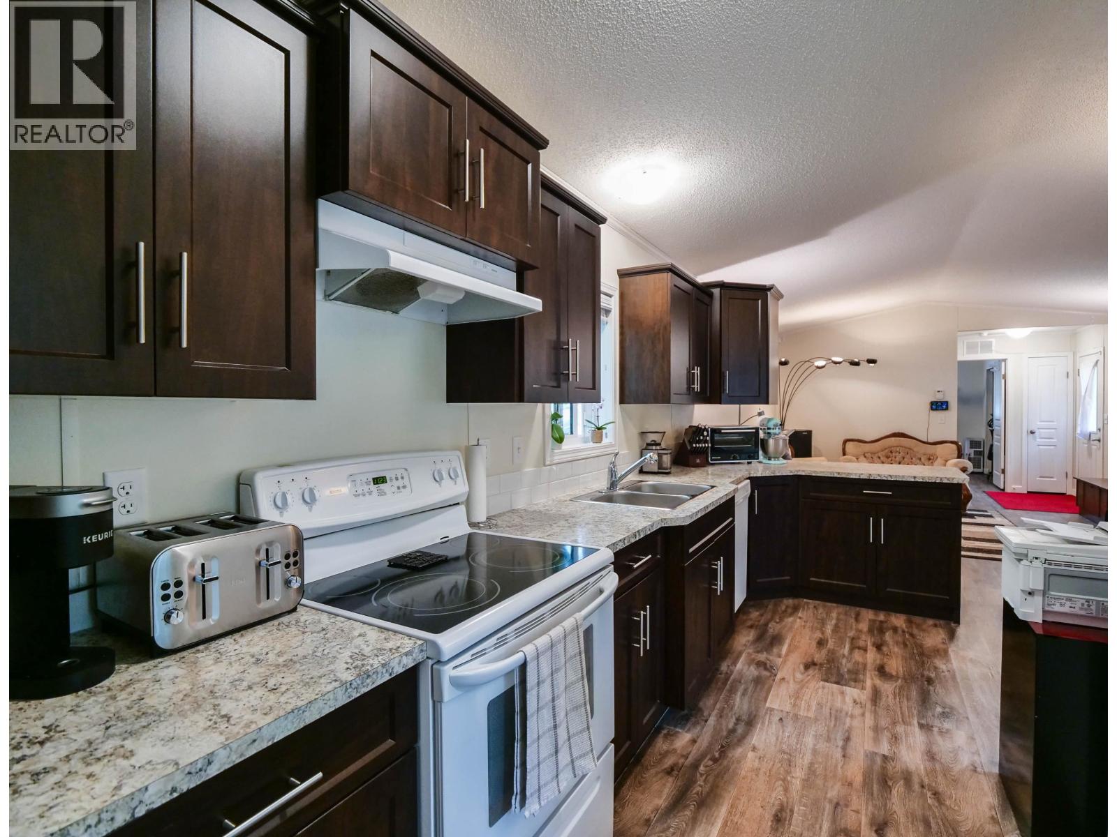 7 654 North Fraser Drive, Quesnel, British Columbia  V2J 3Z7 - Photo 3 - R3125451