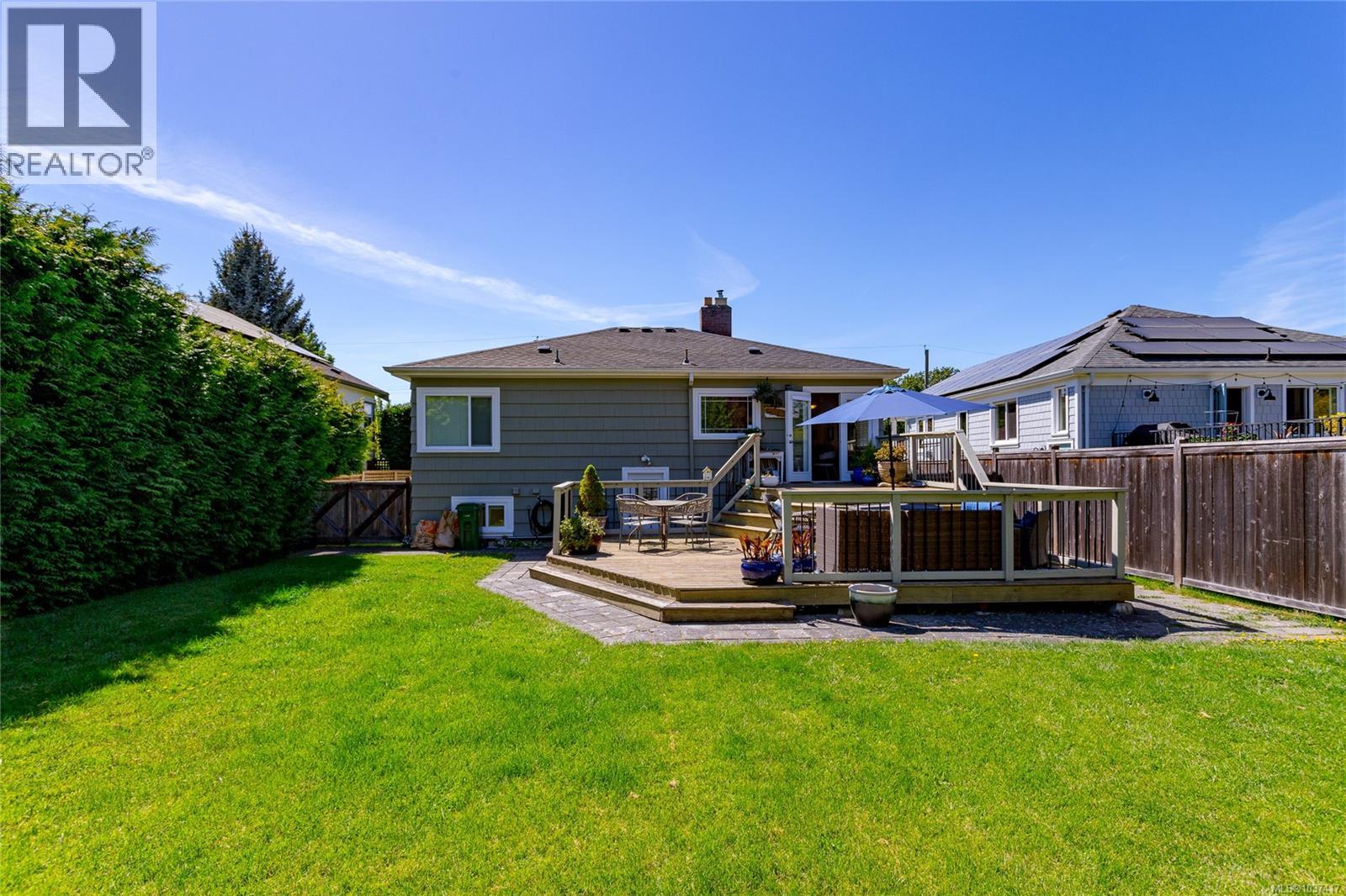855 Linkleas Ave, Oak Bay, British Columbia  V8S 5C4 - Photo 29 - 1037417