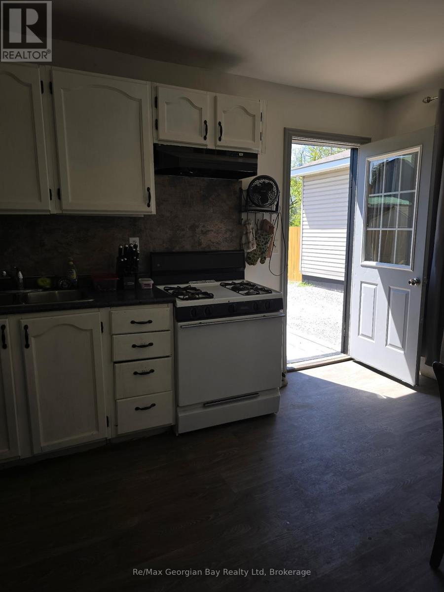 111 Andrew Street S, Orillia, Ontario  L3V 5J3 - Photo 6 - S13147010