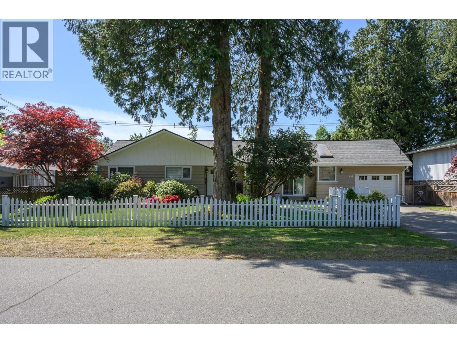 957 56a Street, Delta, British Columbia  V4L 1Y6 - Photo 2 - R3125332