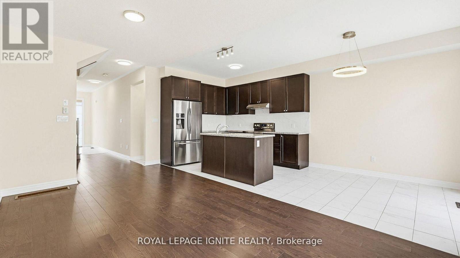 1168 Drawstring Lane, Pickering, Ontario  L1X 0G7 - Photo 8 - E13147068