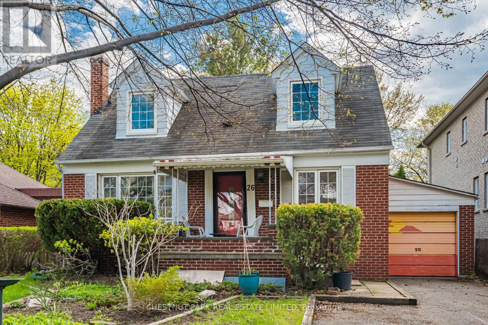 26 ROBERTA DRIVE, Toronto, Ontario