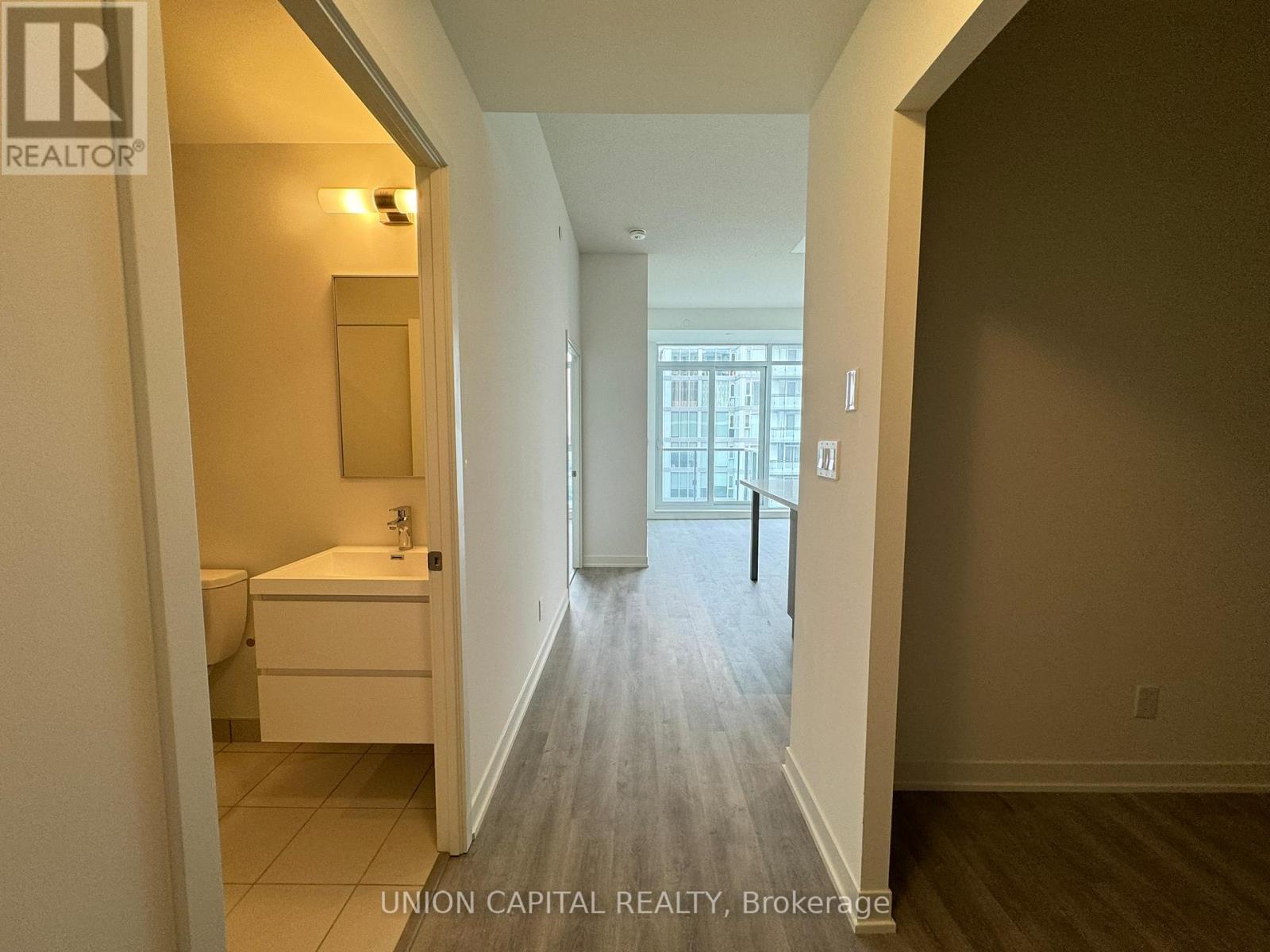 1416 - 8119 Birchmount Road, Markham, Ontario  L6G 0H5 - Photo 2 - N13147024