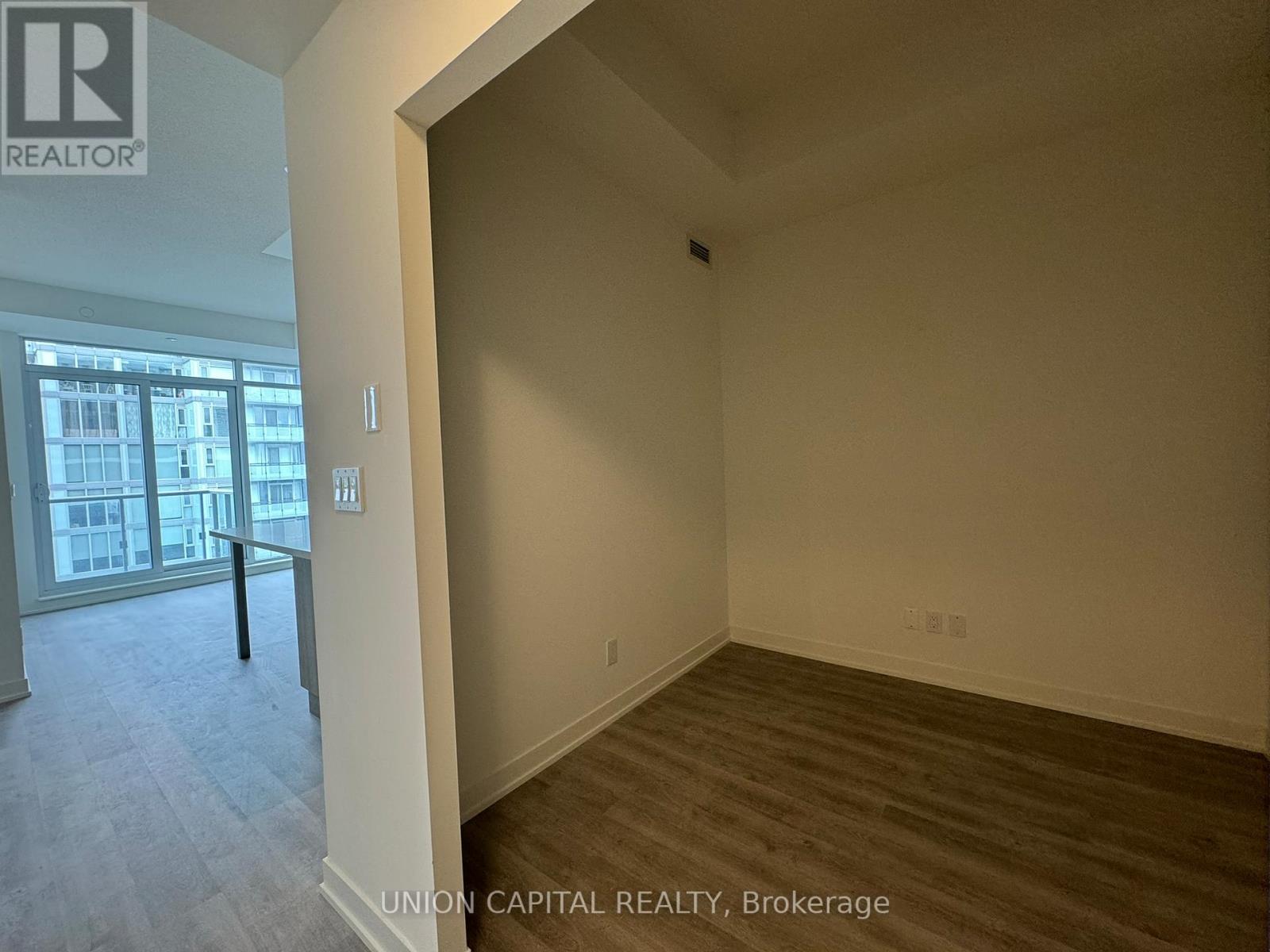 1416 - 8119 Birchmount Road, Markham, Ontario  L6G 0H5 - Photo 3 - N13147024