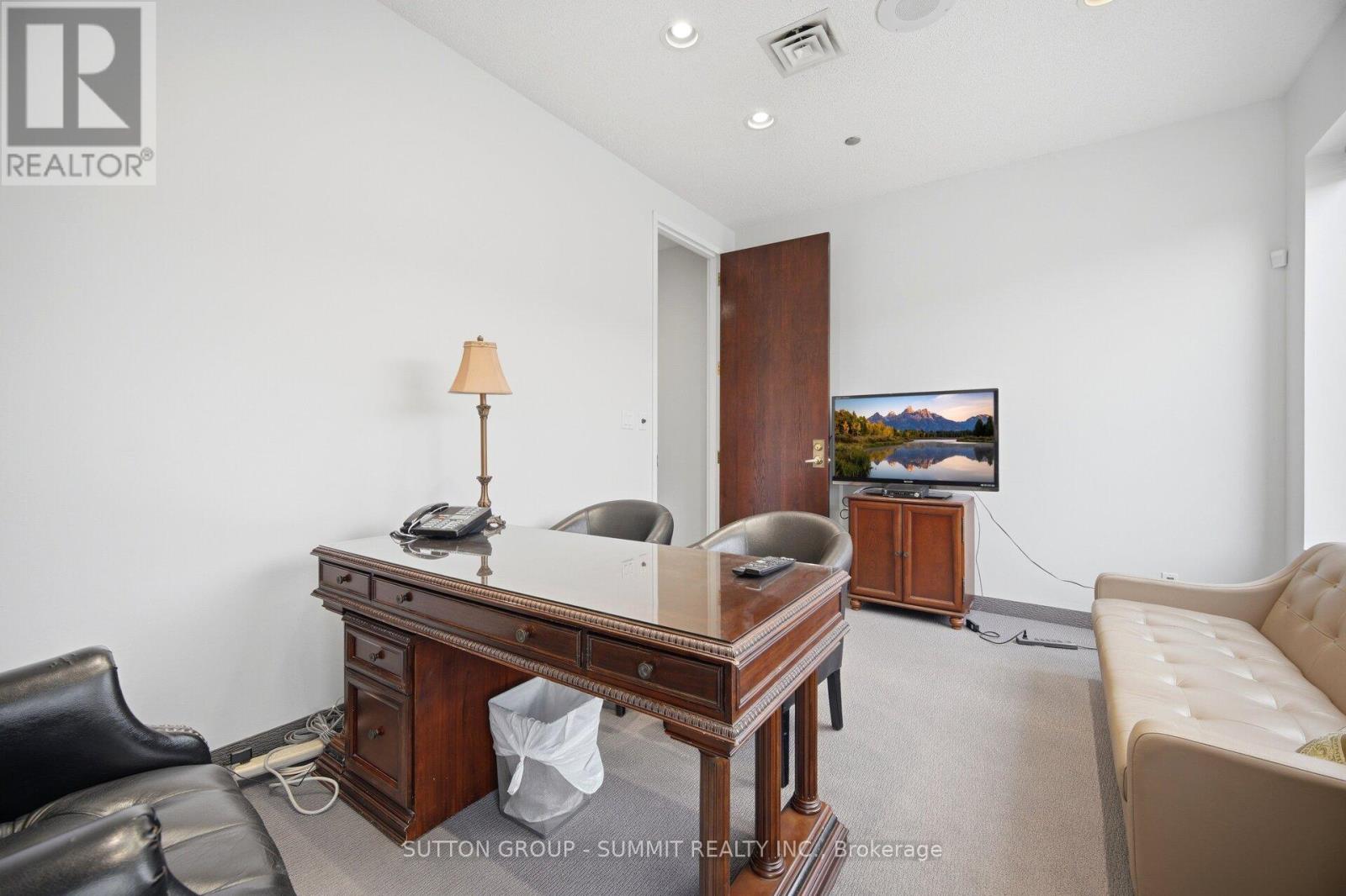 11 - 668 Millway Avenue, Vaughan, Ontario  L4K 4V2 - Photo 26 - N13147030