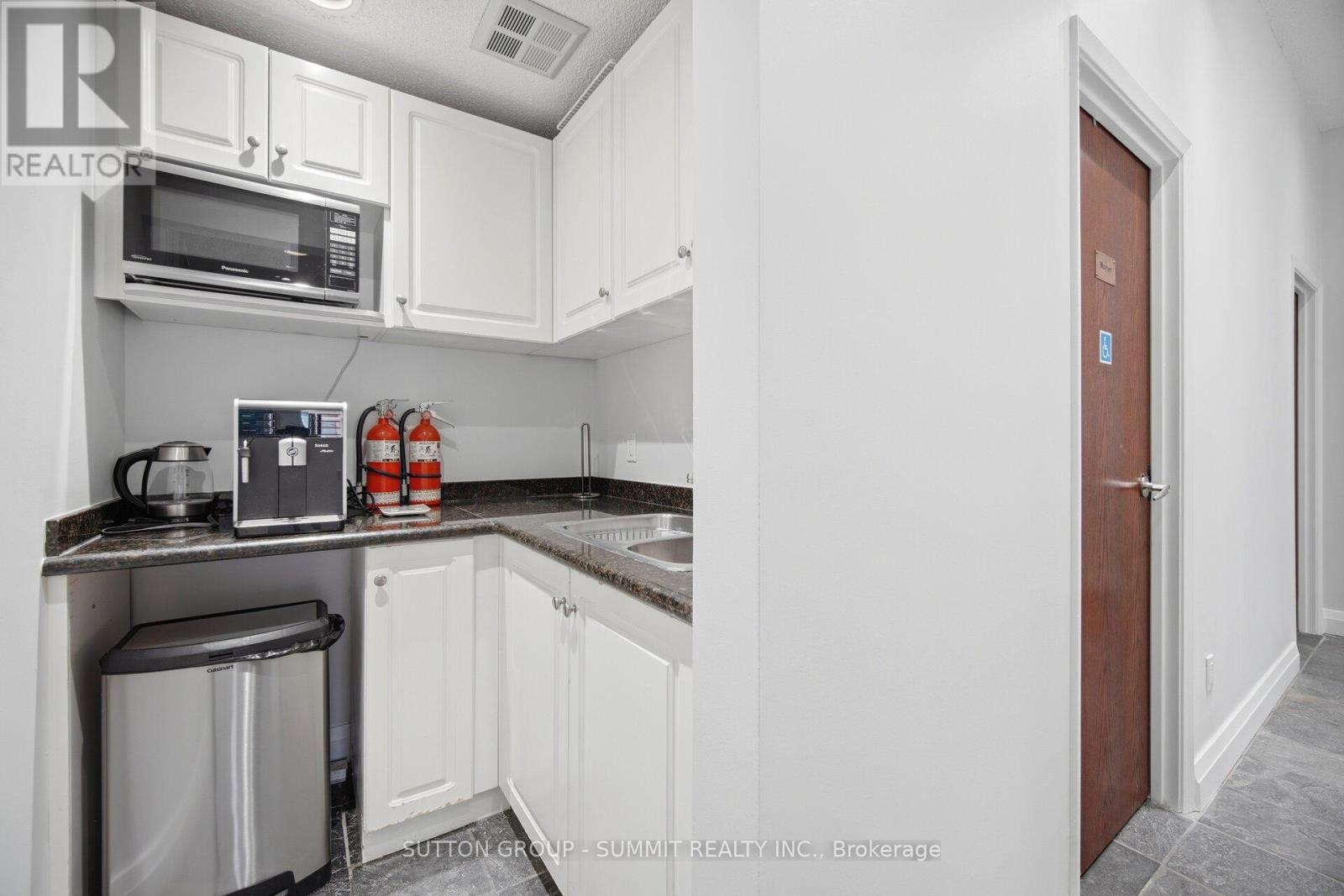 11 - 668 Millway Avenue, Vaughan, Ontario  L4K 4V2 - Photo 43 - N13147030