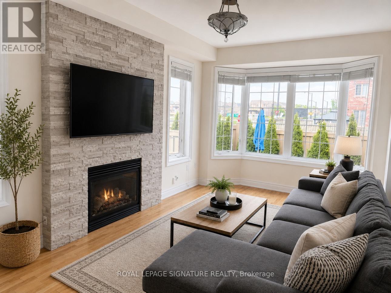 45 PELHAM DRIVE, Vaughan, Ontario