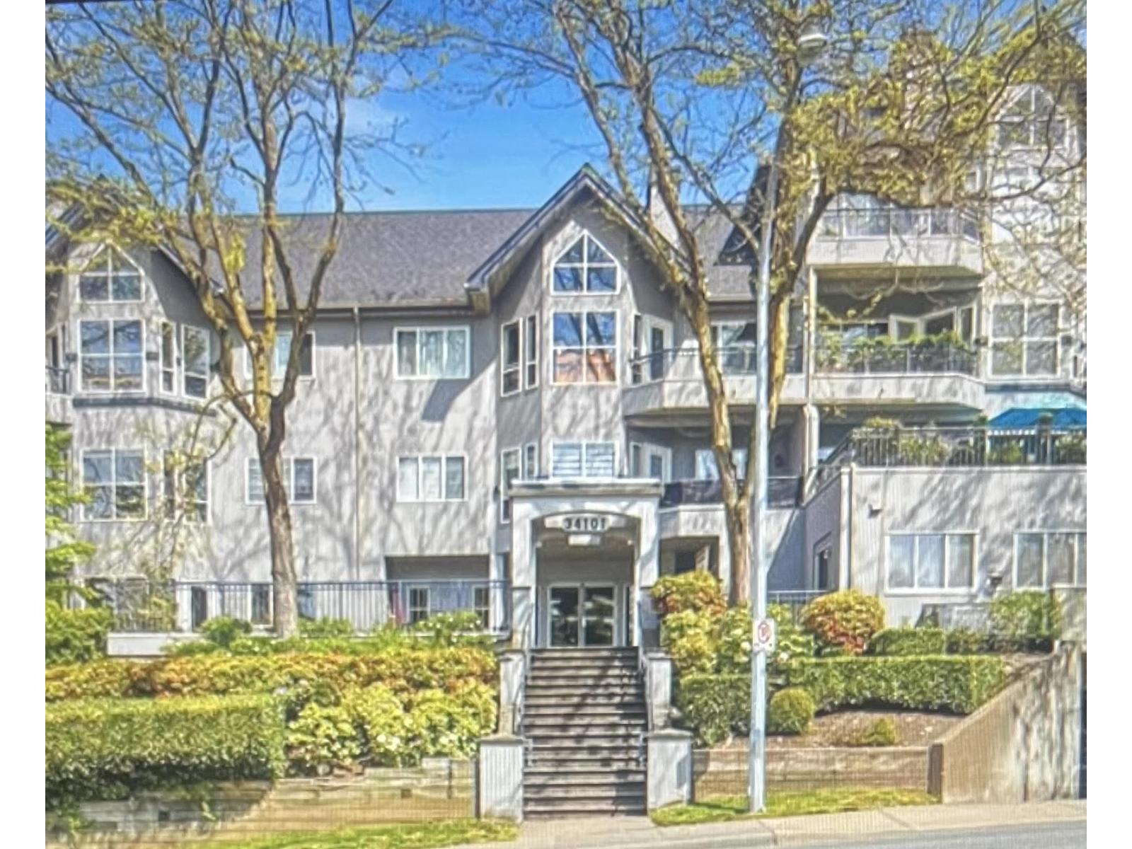208 34101 OLD YALE ROAD, Abbotsford, British Columbia