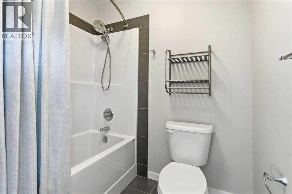 52 Walden Green SE, Calgary, Alberta  T2X 0Z4 - Photo 33 - A2296093