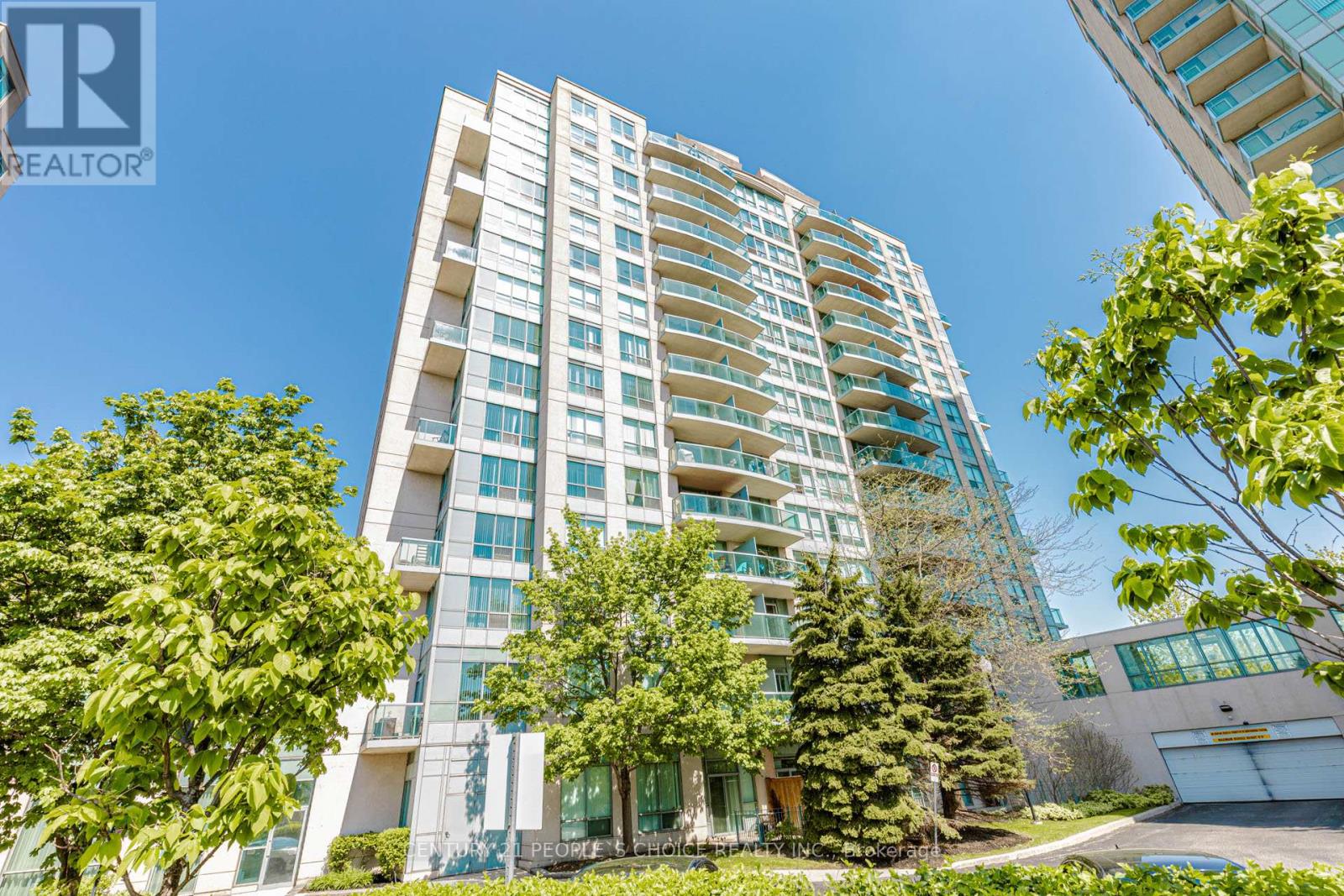 2565 Erin Centre Boulevard, Mississauga, Ontario  L5M 6Z8 - Photo 2 - W13146988
