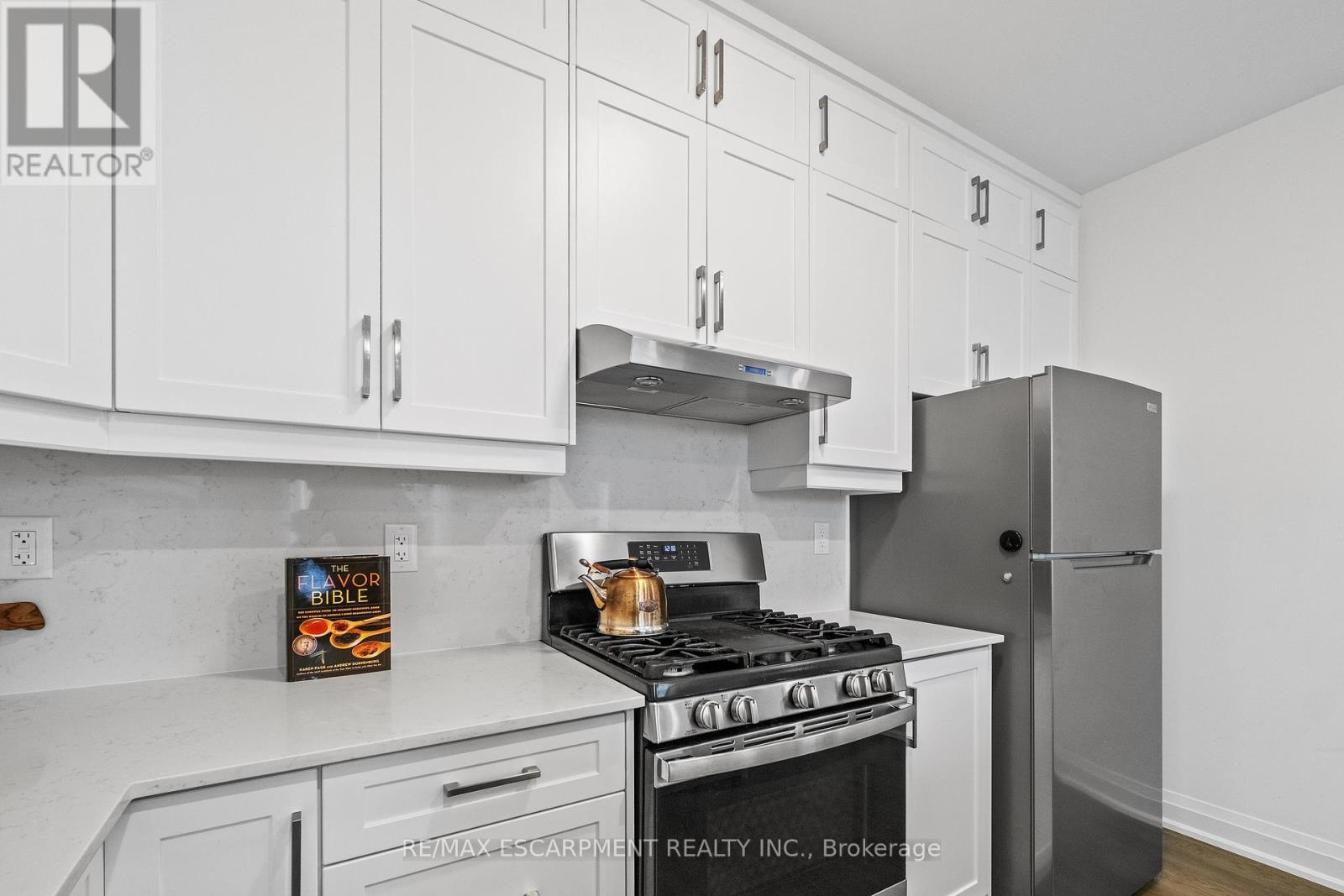 3384 Carter Common, Burlington, Ontario  L7M 3R9 - Photo 7 - W13146996