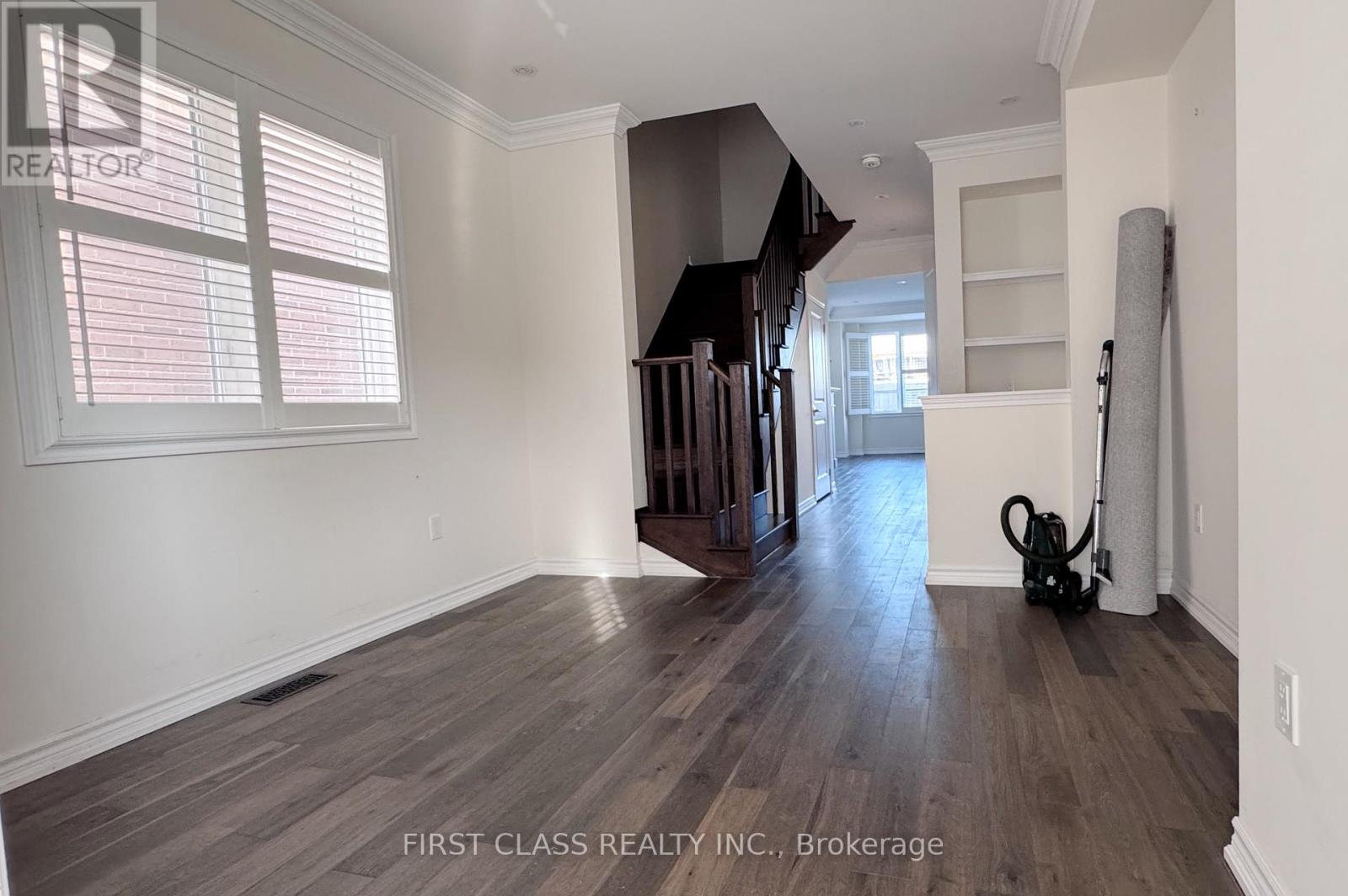 128 Kaitting Trail, Oakville, Ontario  L6M 5K8 - Photo 2 - W13147066