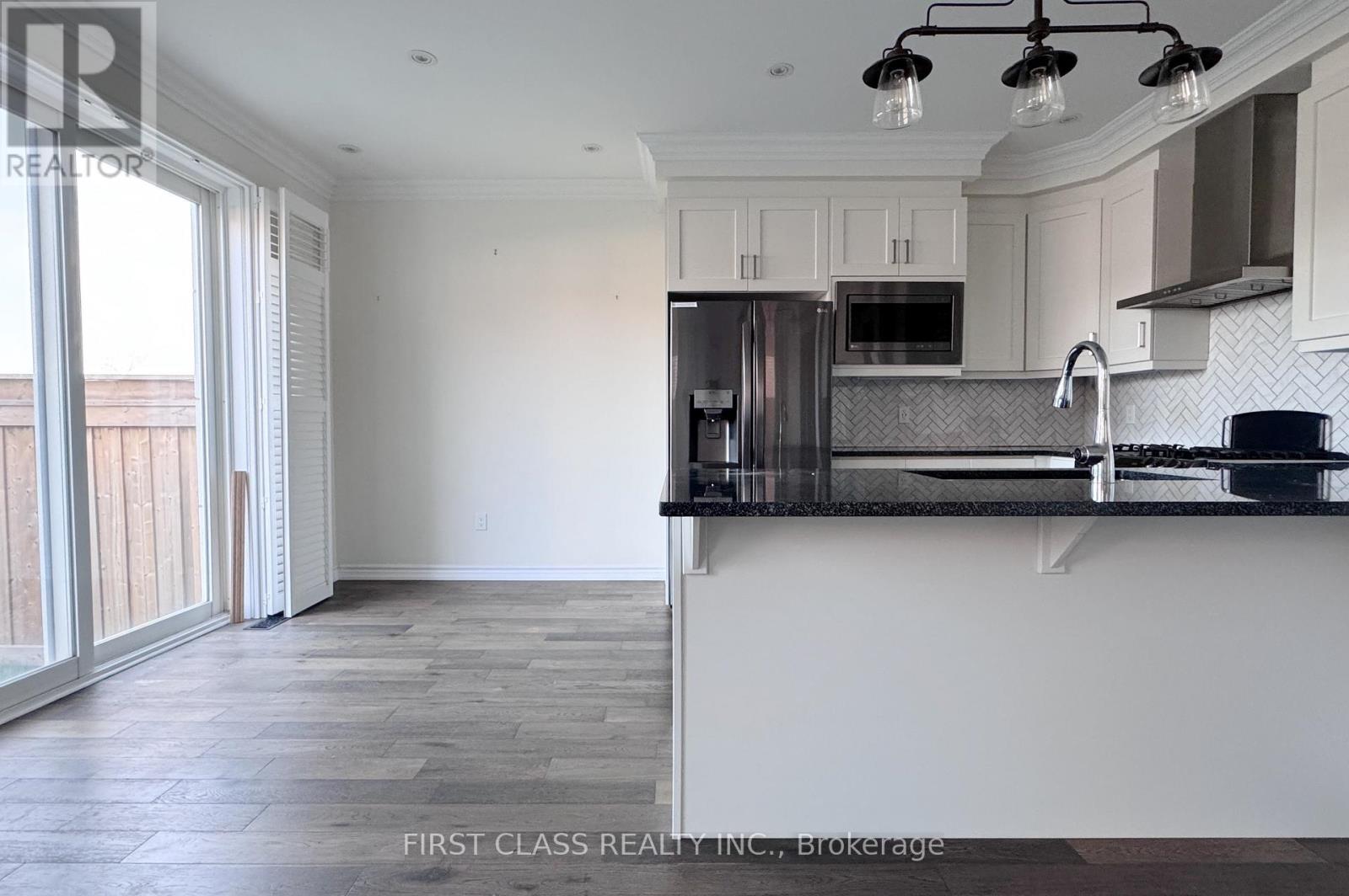 128 Kaitting Trail, Oakville, Ontario  L6M 5K8 - Photo 9 - W13147066