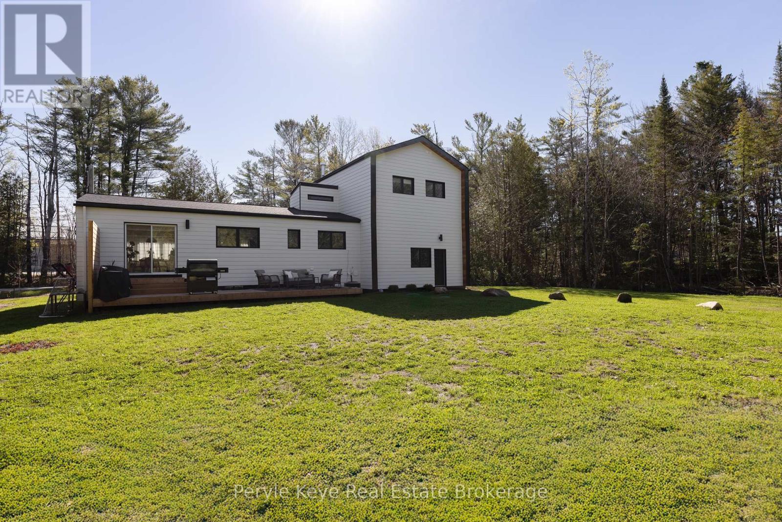 1290 Cedar Lane, Bracebridge, Ontario  P1L 1W9 - Photo 47 - X12938050