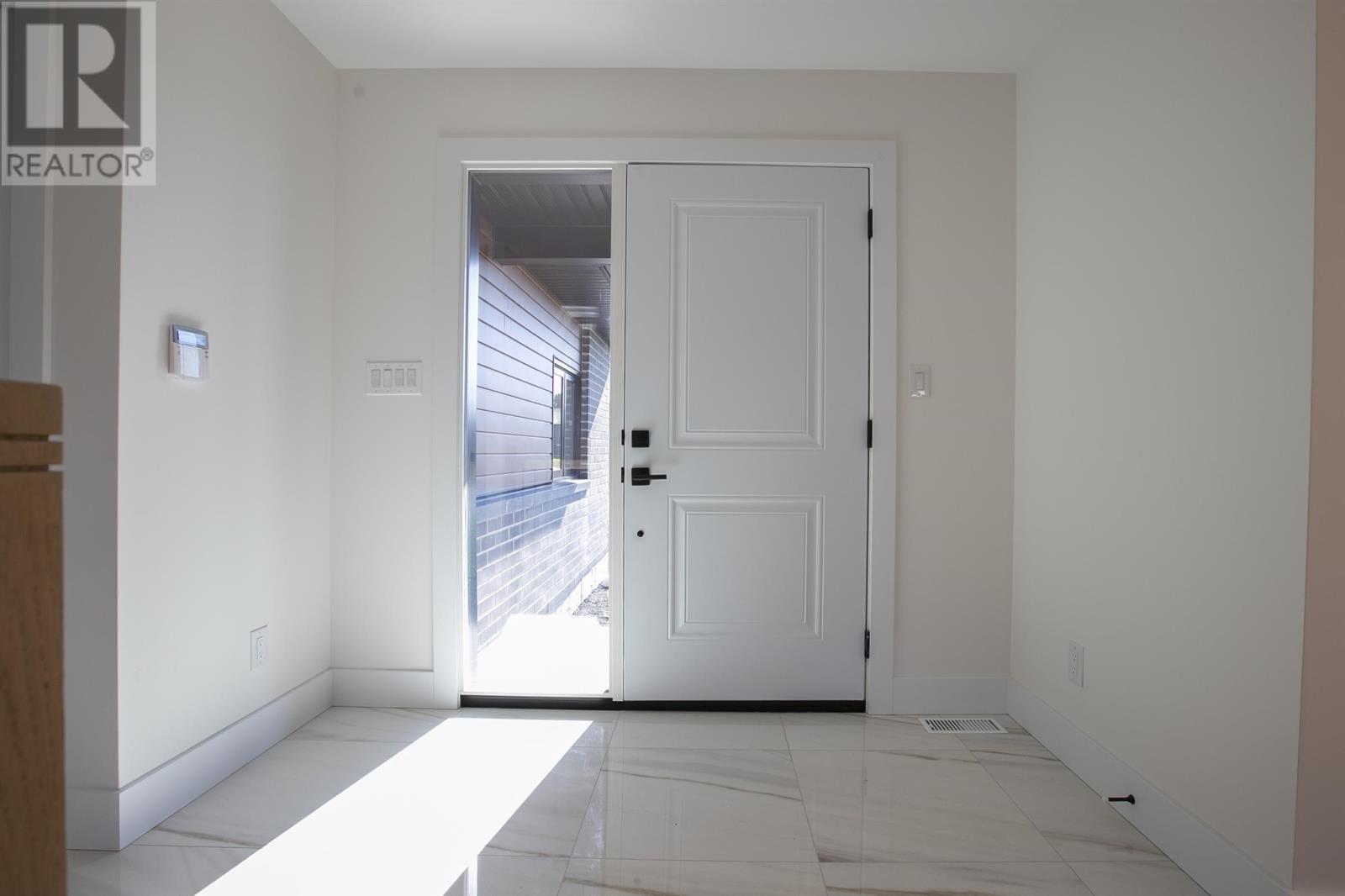 28 Noah Dr, Sault Ste. Marie, Ontario  P6C 6E6 - Photo 10 - SM261051