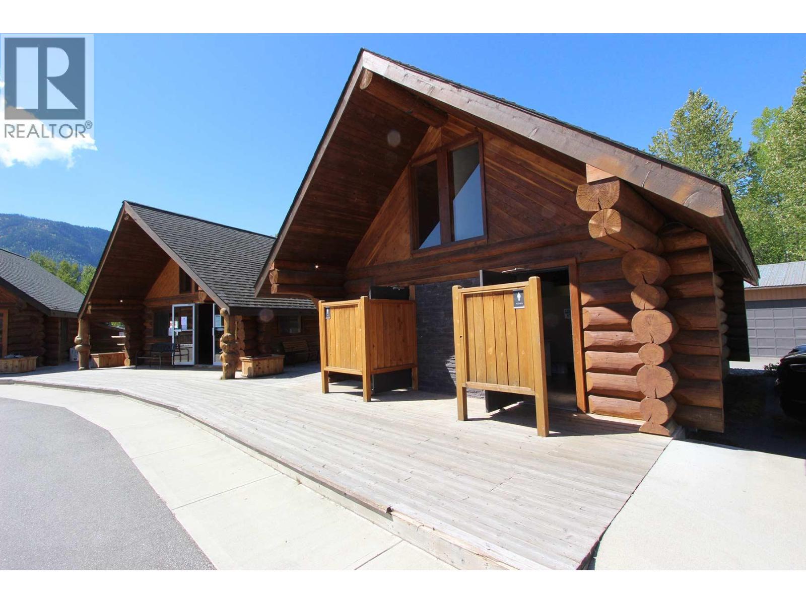 13 Marina Way, Lee Creek, British Columbia  V0E 1M4 - Photo 23 - 10374352