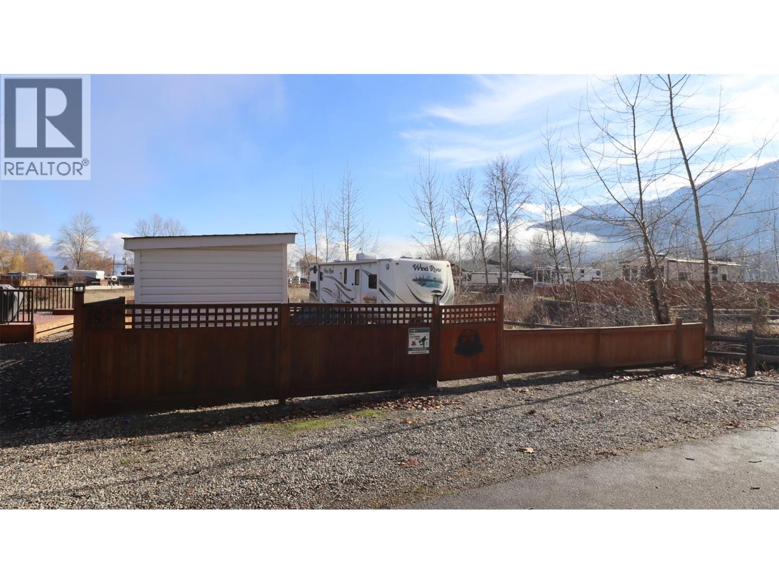 13 Marina Way, Lee Creek, British Columbia  V0E 1M4 - Photo 65 - 10374352