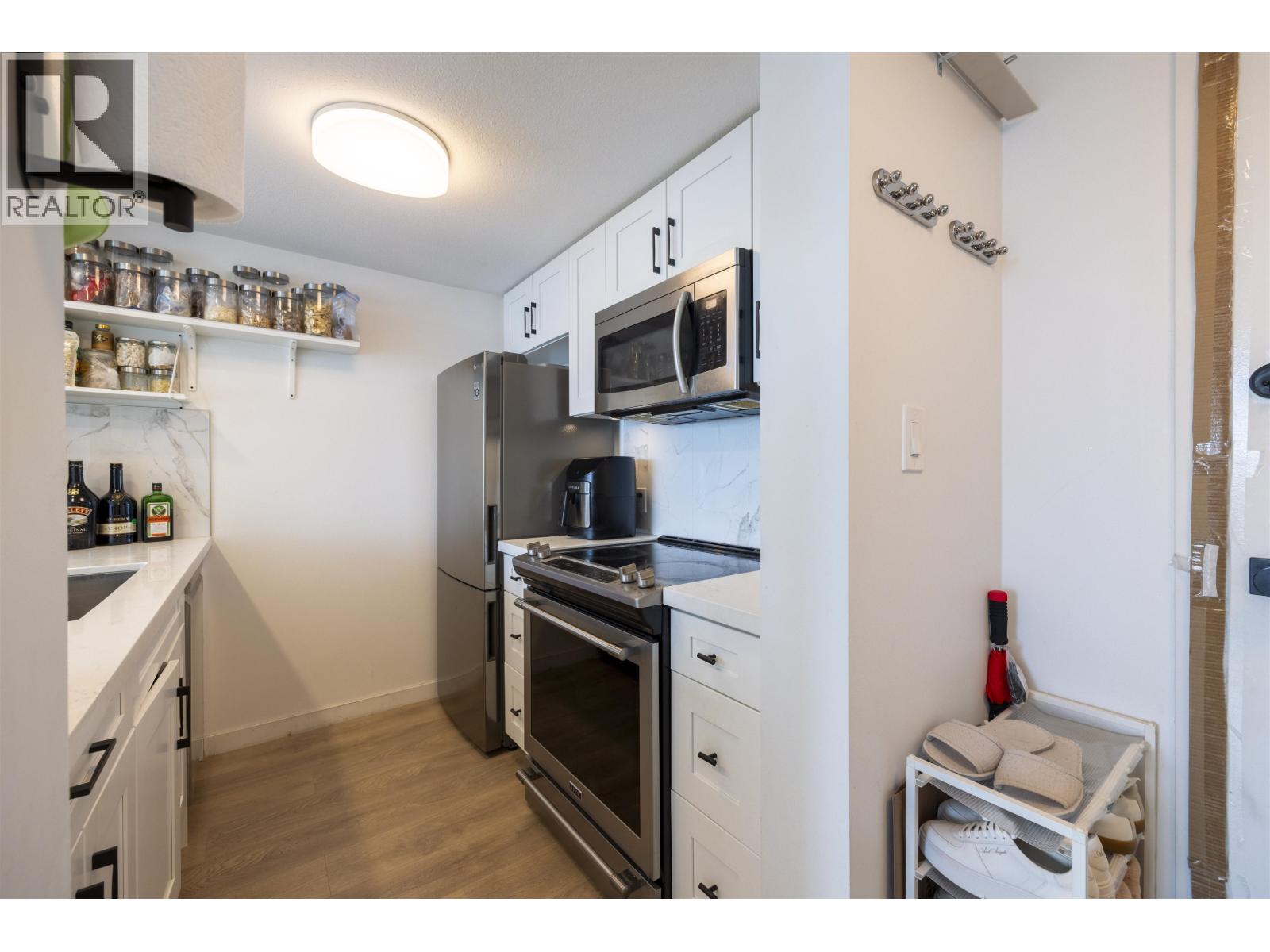 2508 438 Seymour Street, Vancouver, British Columbia  V6B 6H4 - Photo 4 - R3125449