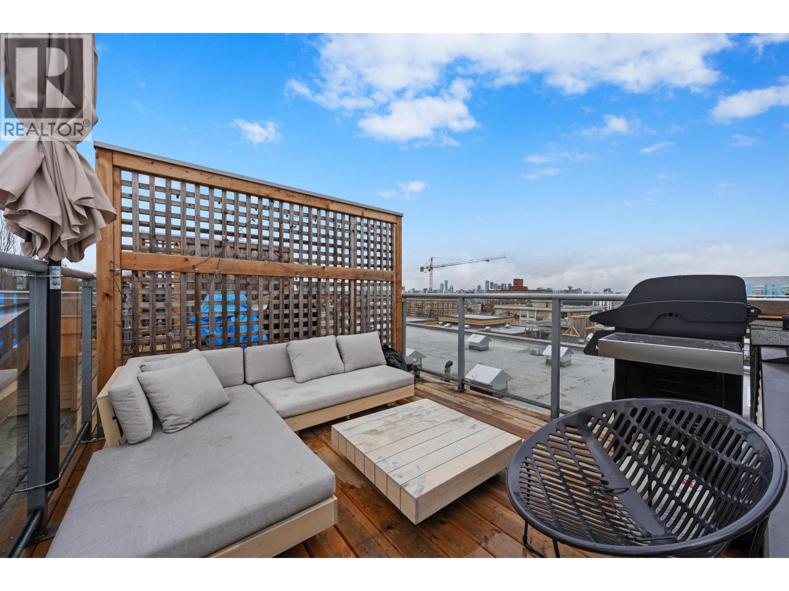 303 2688 WATSON STREET, Vancouver, British Columbia