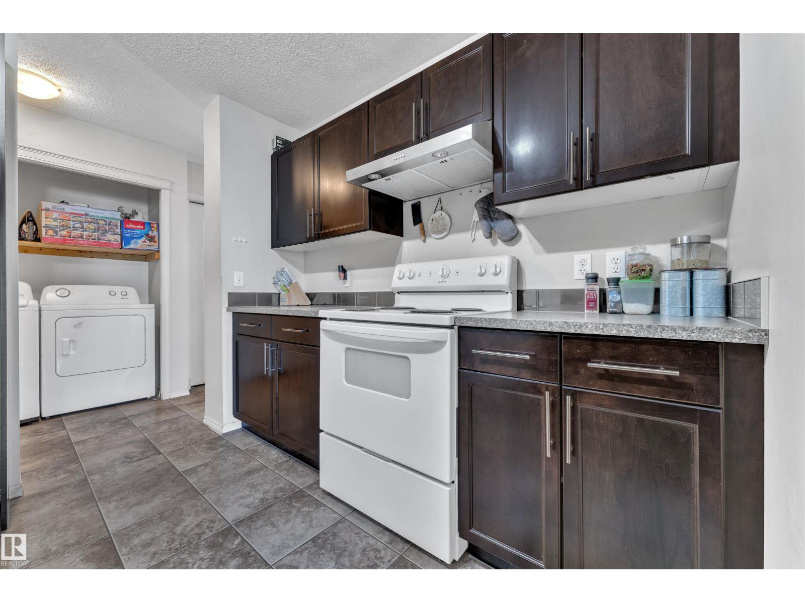6152 13 Av Sw, Edmonton, Alberta  T6X 0M6 - Photo 10 - E4488667