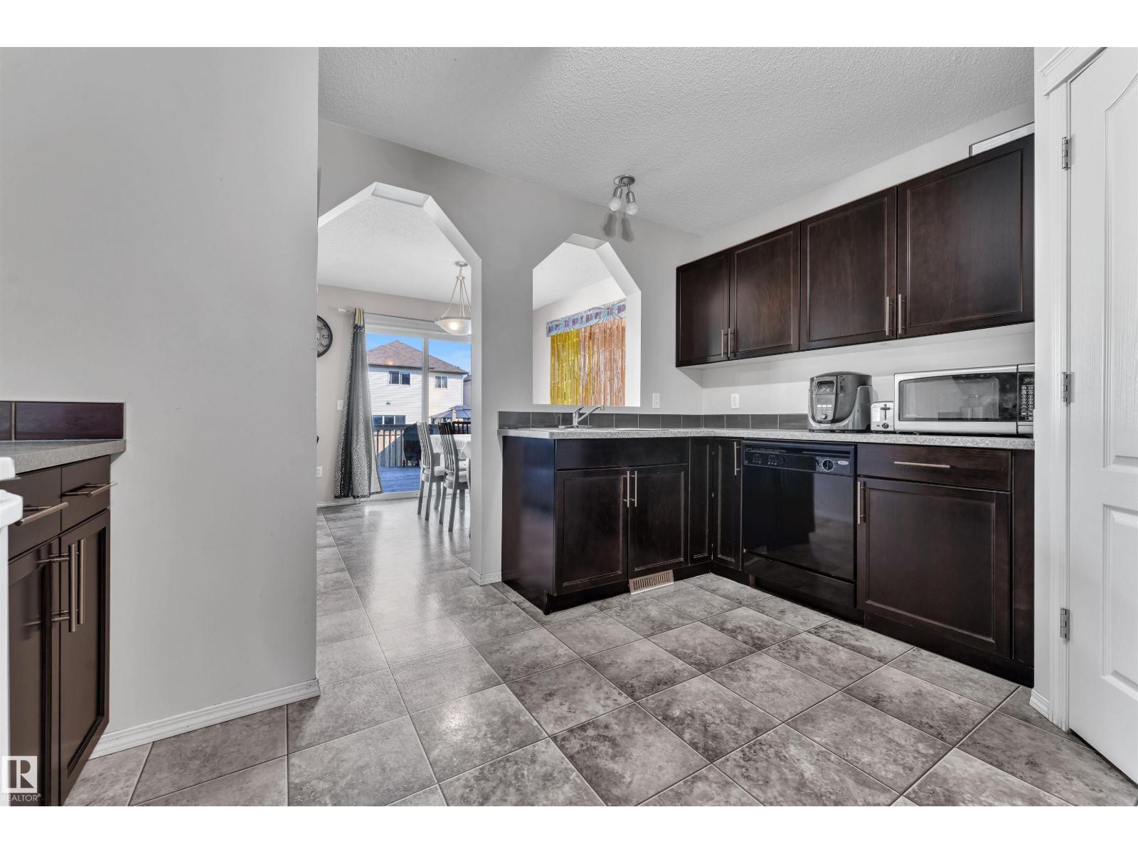 6152 13 Av Sw, Edmonton, Alberta  T6X 0M6 - Photo 13 - E4488667