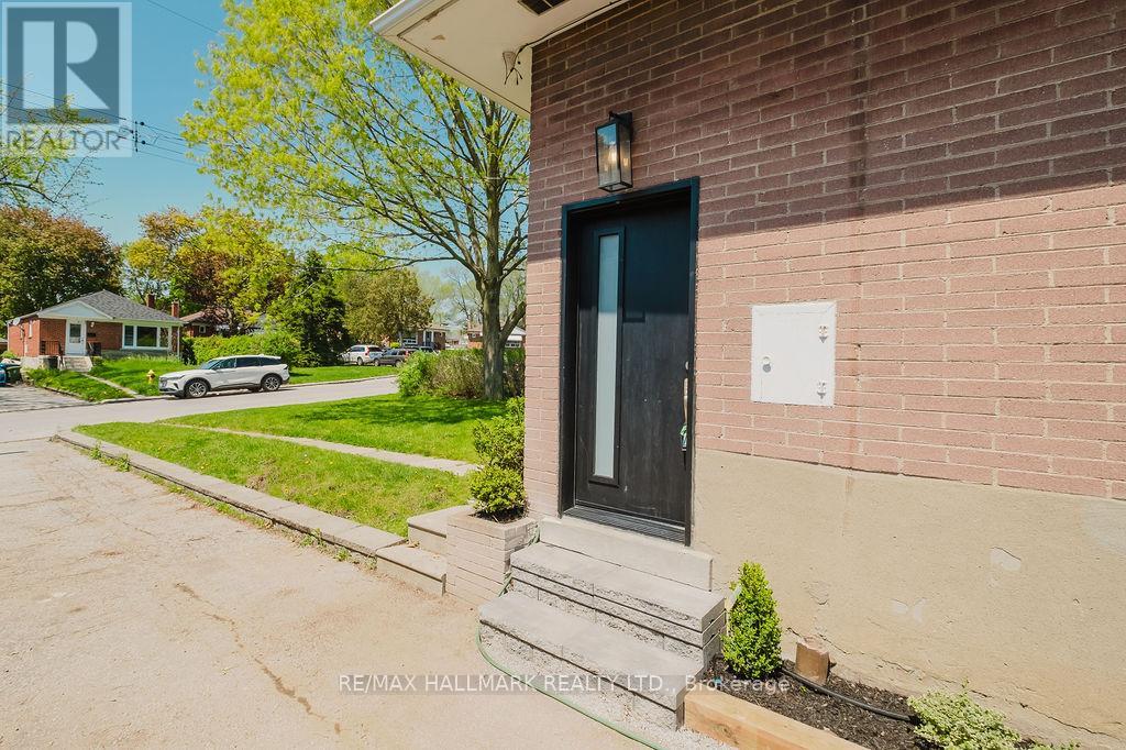 53 Fraserton Crescent, Toronto, Ontario  M1J 1S9 - Photo 4 - E13141854