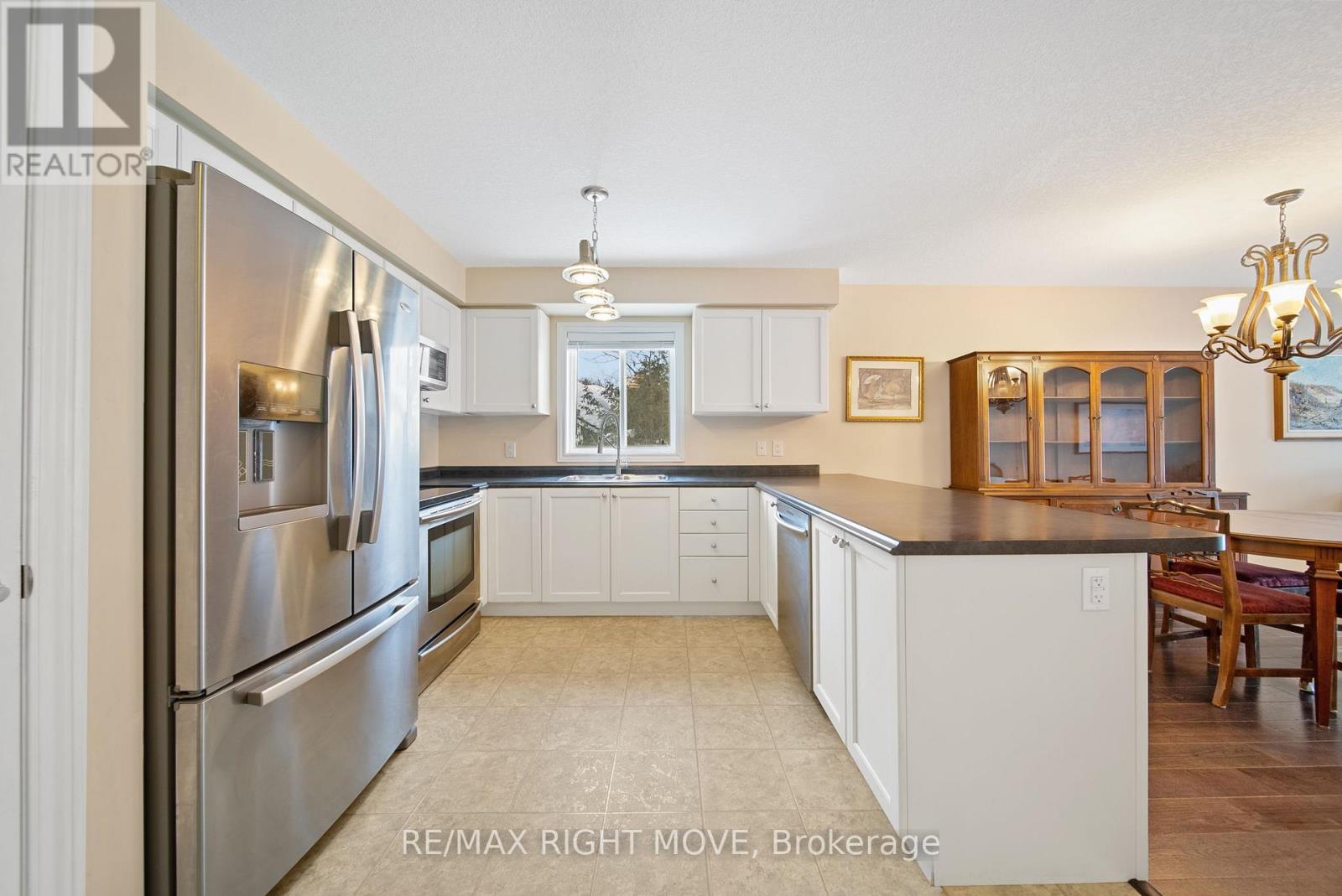 3 Taylor Drive, Orillia, Ontario  L3V 0C7 - Photo 12 - S12786194