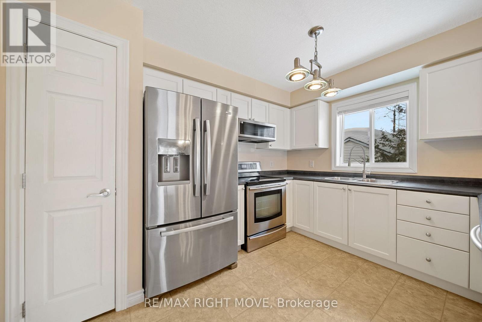 3 Taylor Drive, Orillia, Ontario  L3V 0C7 - Photo 14 - S12786194