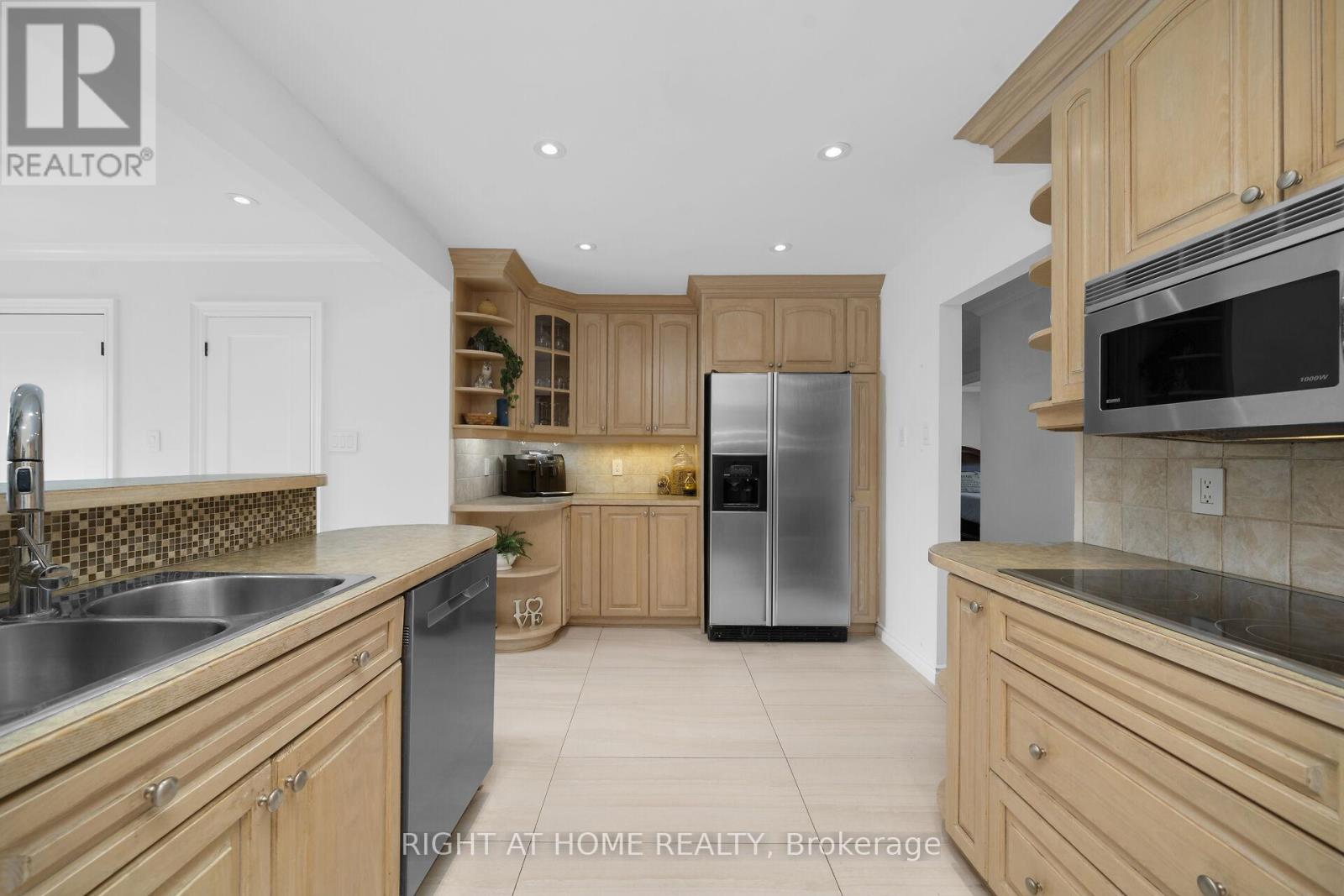 760 Willow Avenue, Milton, Ontario  L9T 3E6 - Photo 15 - W13125808