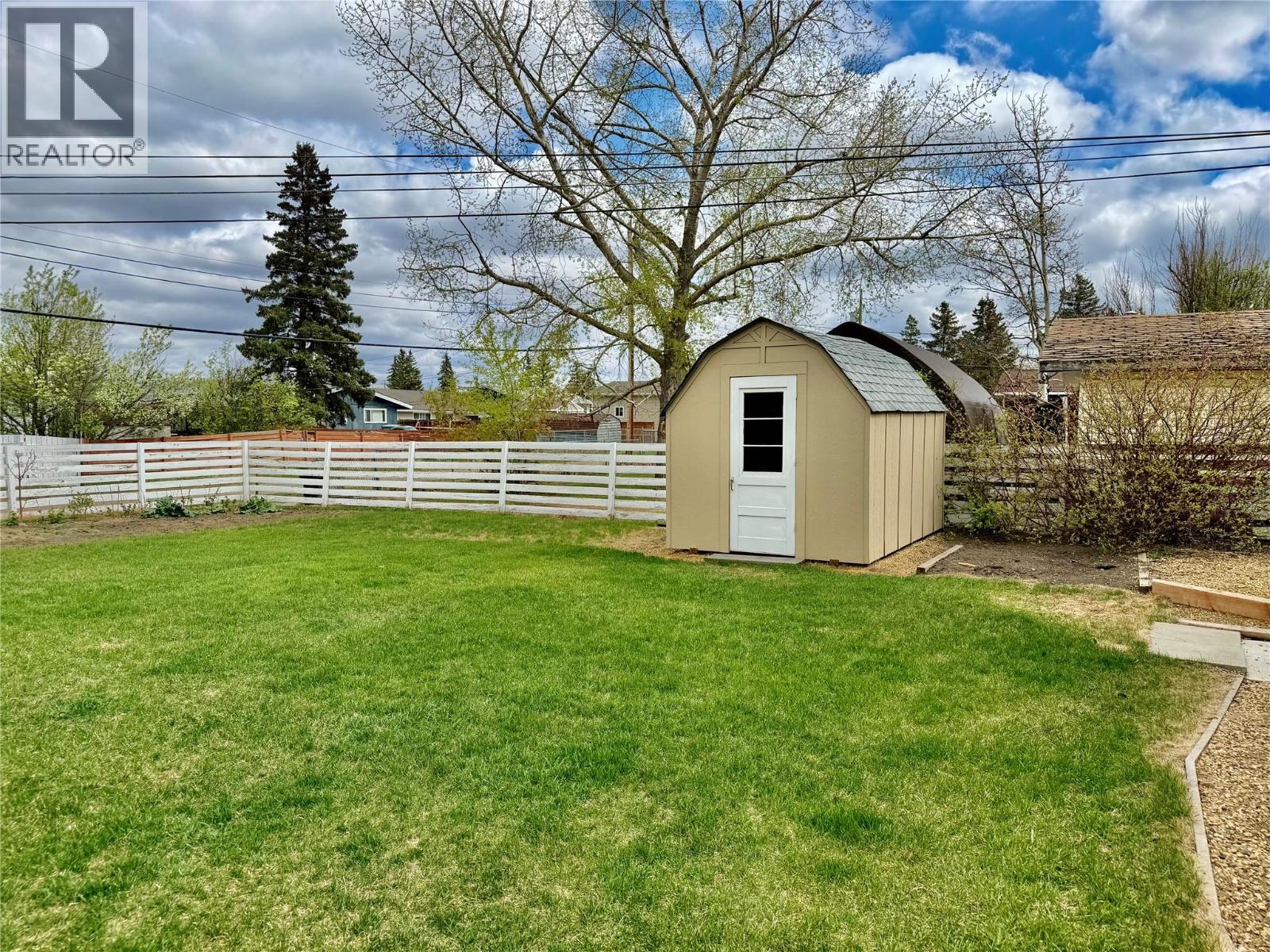 924 112 Avenue, Dawson Creek, British Columbia  V1G 2Y3 - Photo 31 - 10387949