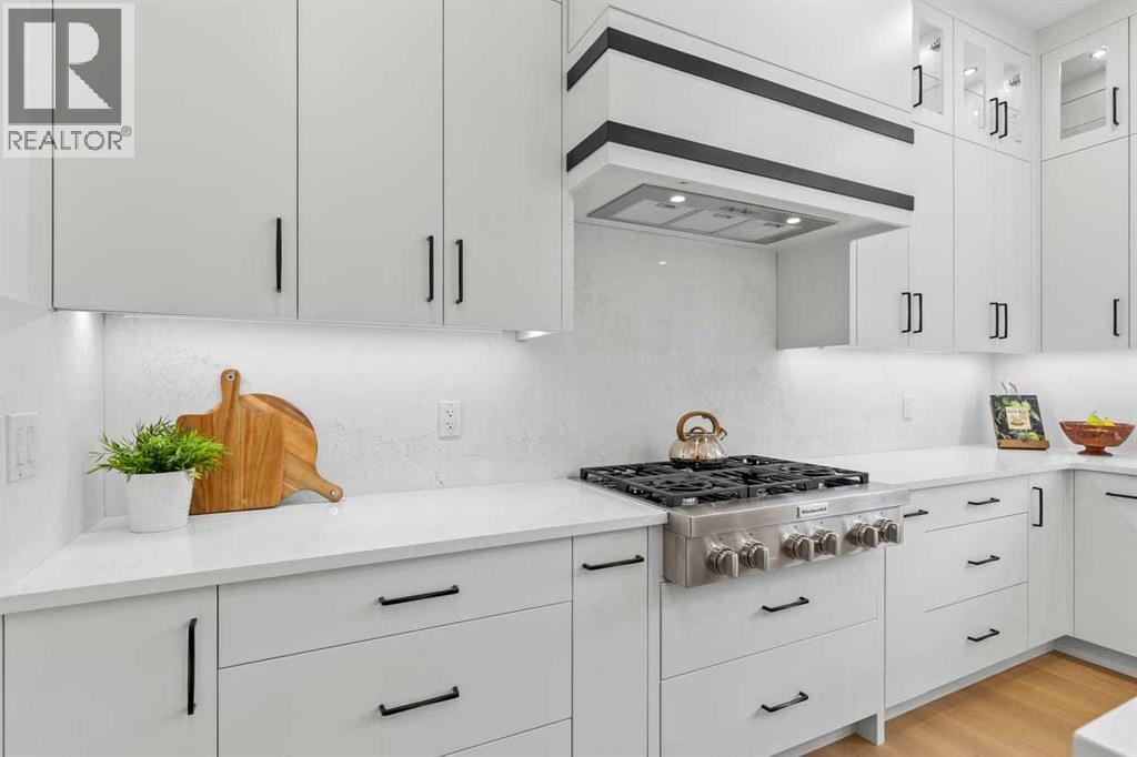 407 Patterson Boulevard SW, Calgary, Alberta  T3H 3N6 - Photo 24 - A2279987