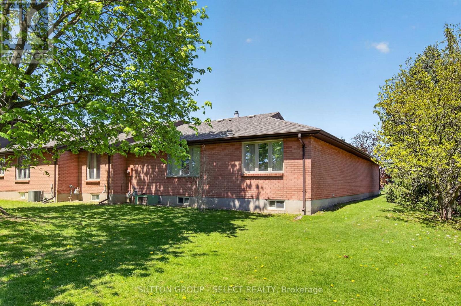 49 - 55 Fiddlers Green Road, London North, Ontario  N6H 4T8 - Photo 31 - X13147134