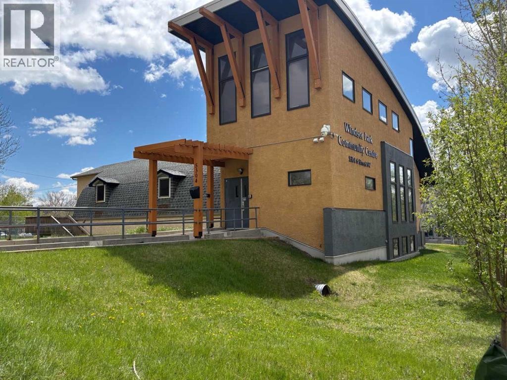 703 52 Avenue SW, Calgary, Alberta  T2V 0B6 - Photo 33 - A2312405