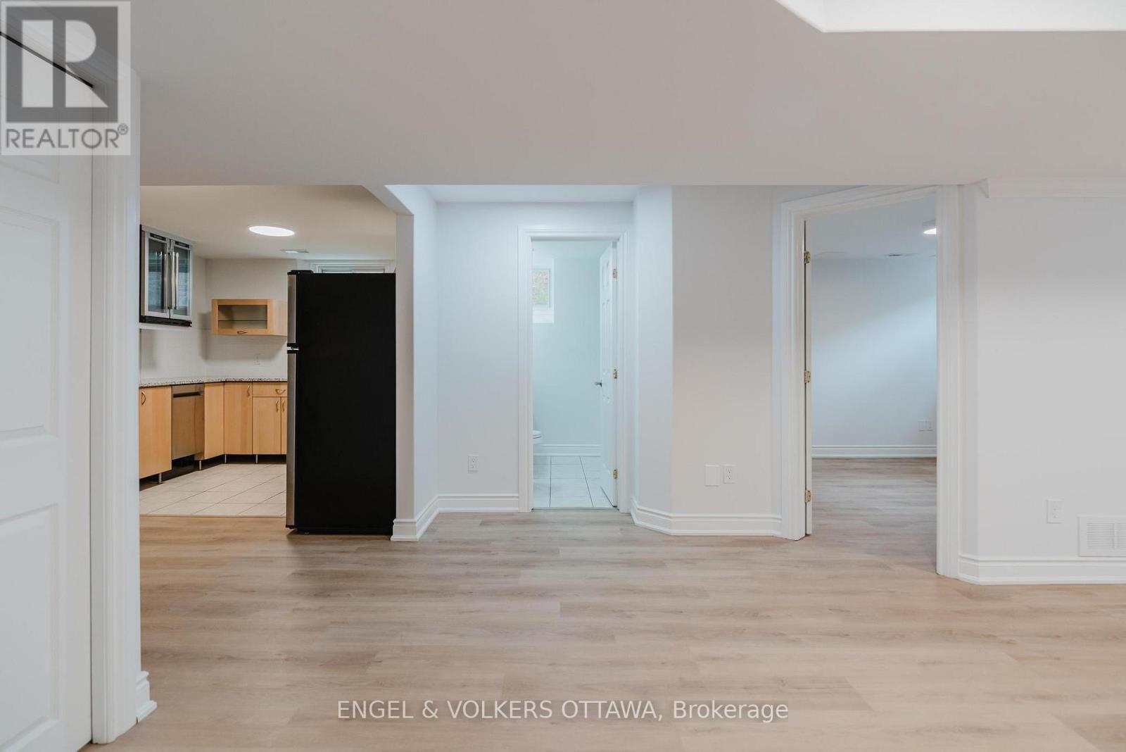 B - 1649 Rosebella Avenue, Ottawa, Ontario  K1T 1E9 - Photo 13 - X13147100