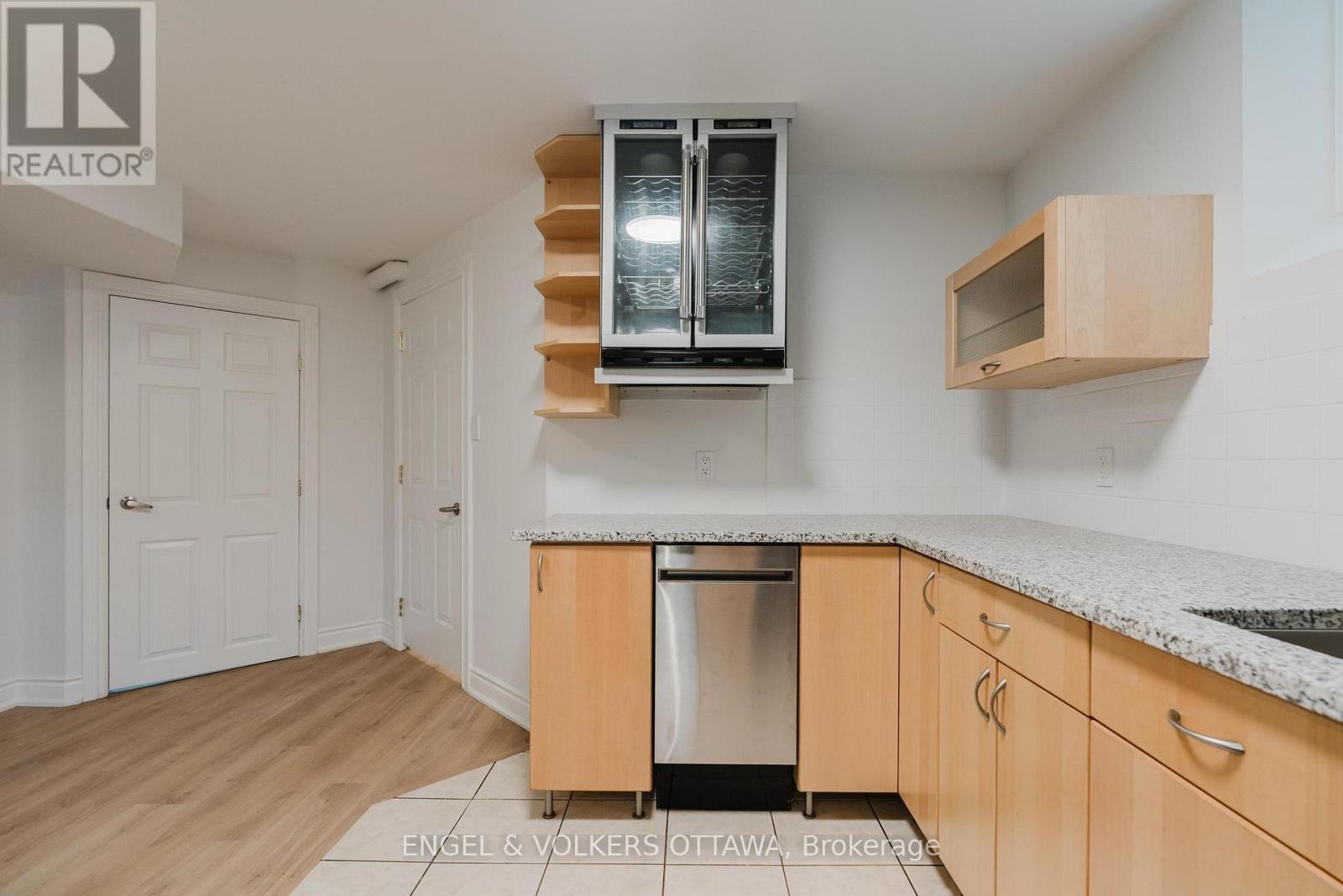 B - 1649 Rosebella Avenue, Ottawa, Ontario  K1T 1E9 - Photo 29 - X13147100