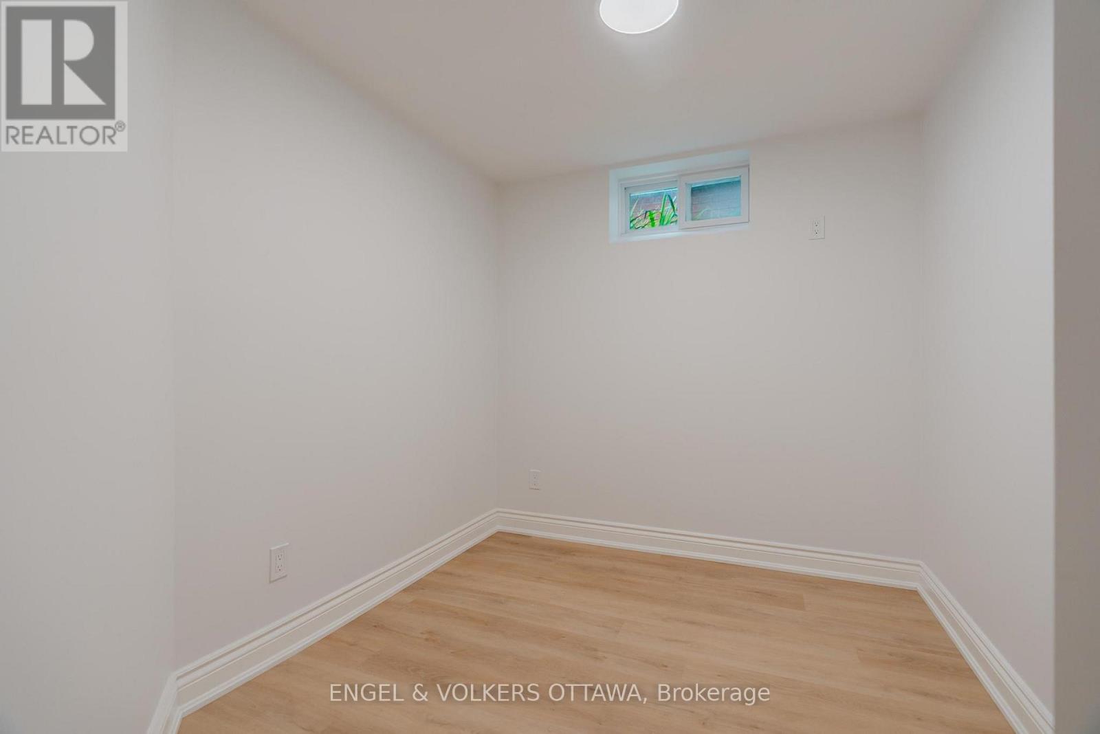 B - 1649 Rosebella Avenue, Ottawa, Ontario  K1T 1E9 - Photo 33 - X13147100