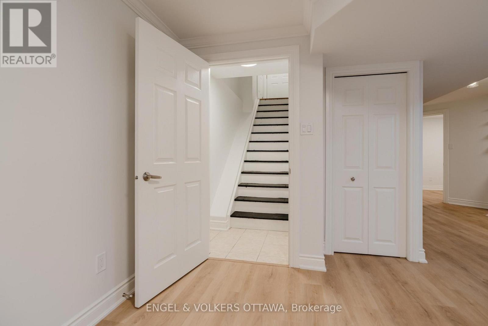 B - 1649 Rosebella Avenue, Ottawa, Ontario  K1T 1E9 - Photo 6 - X13147100