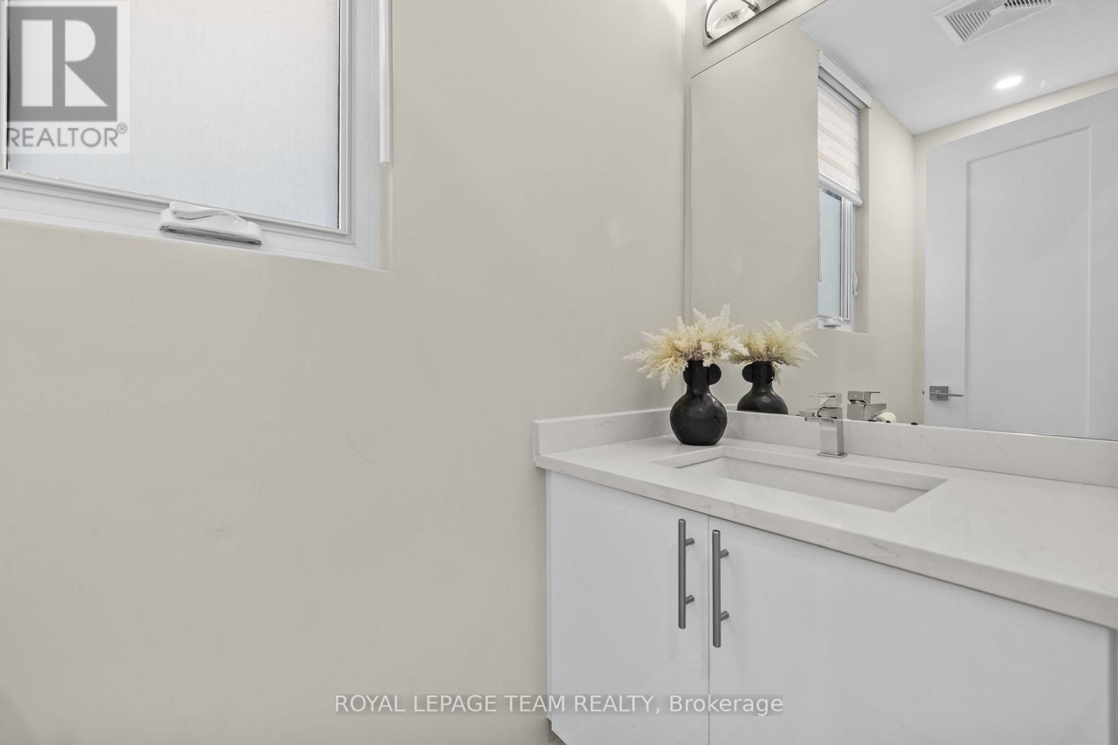 498 Wentworth Avenue, Ottawa, Ontario  K2B 5K1 - Photo 14 - X13147132