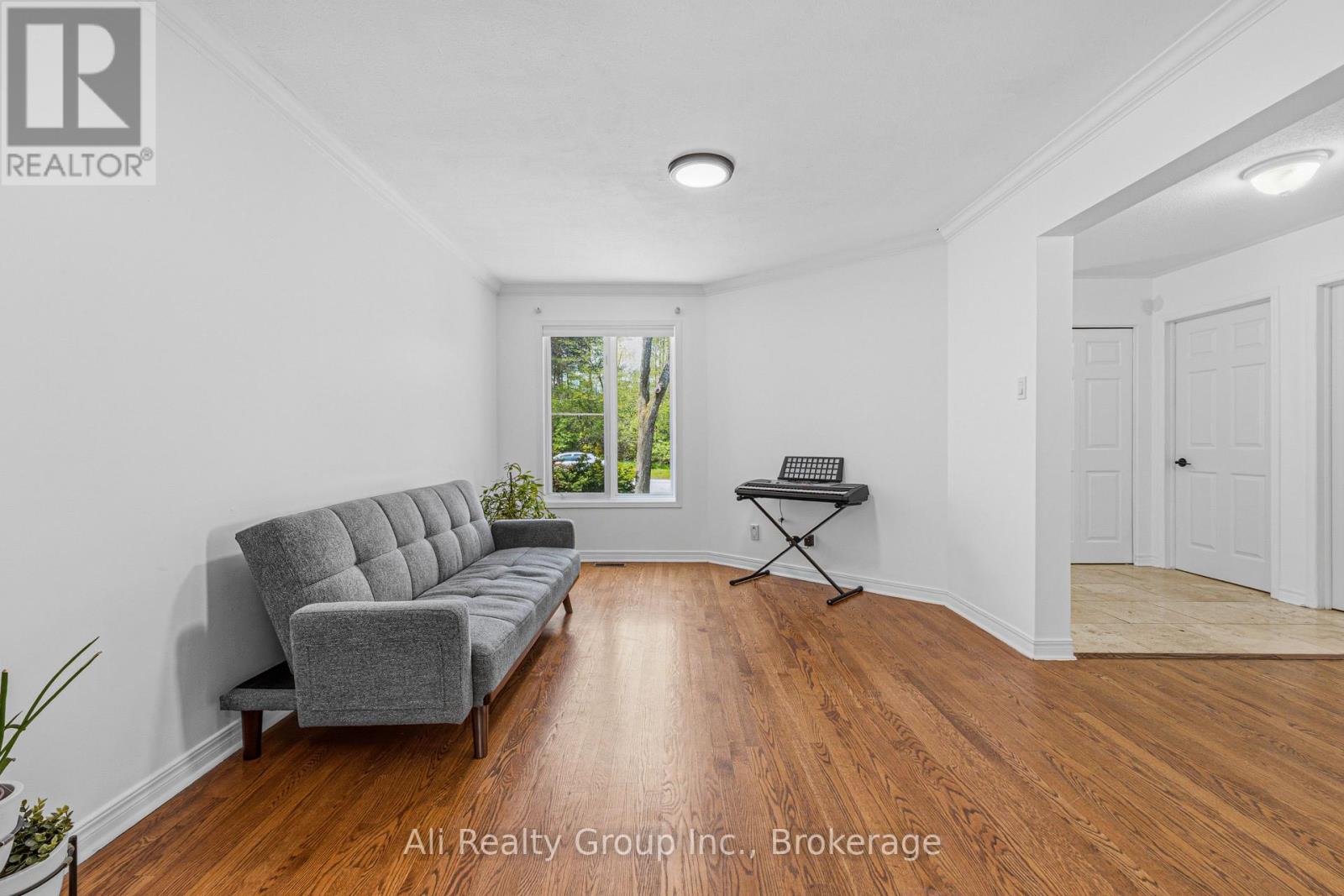132 Grenadier Way, Ottawa, Ontario  K2J 4M1 - Photo 5 - X13147144