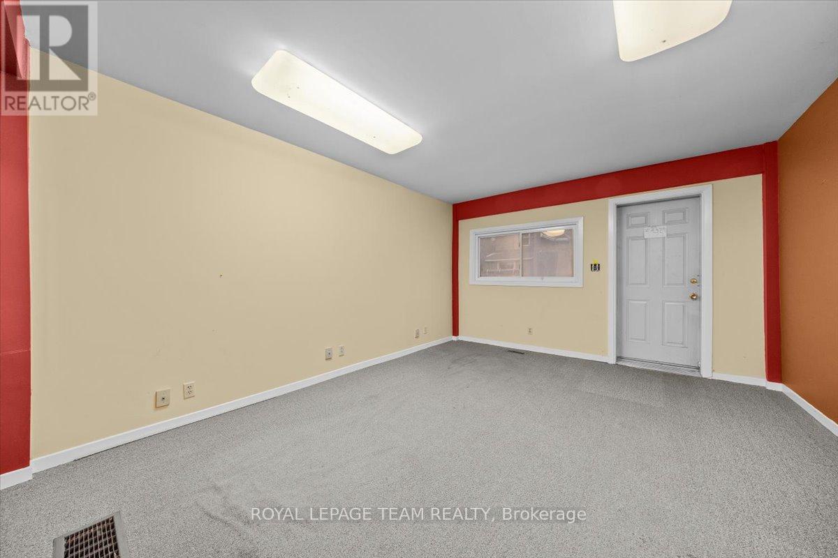 17 Arlington Avenue, Ottawa, Ontario  K2P 1C1 - Photo 5 - X13147160