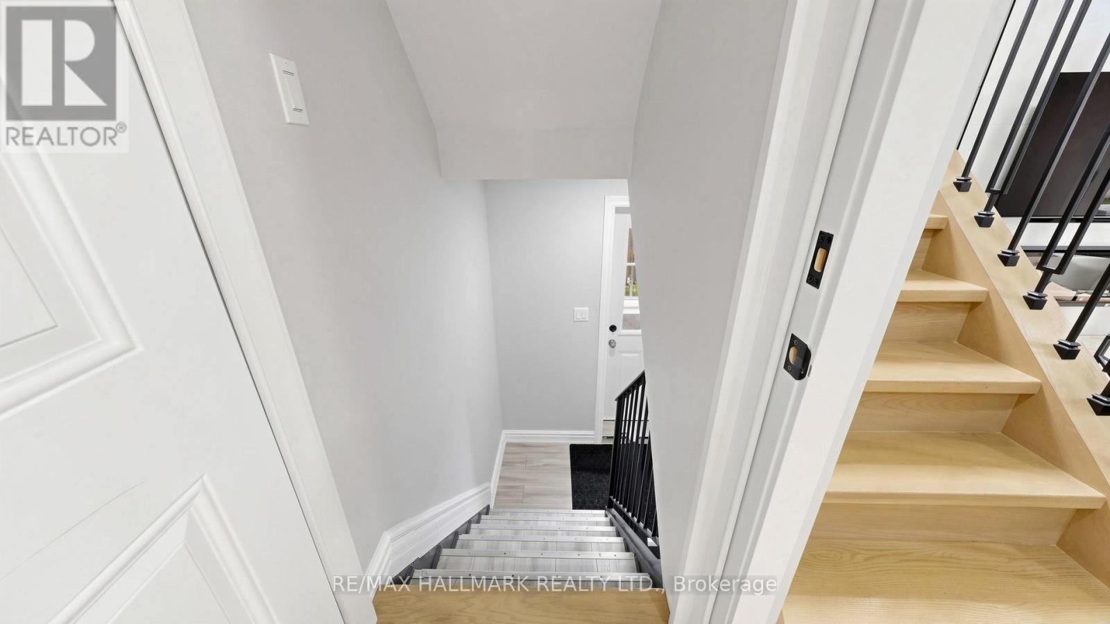 1249 Fieldstone Circle, Pickering, Ontario L1X 1B9 - Photo 31 - E13142872