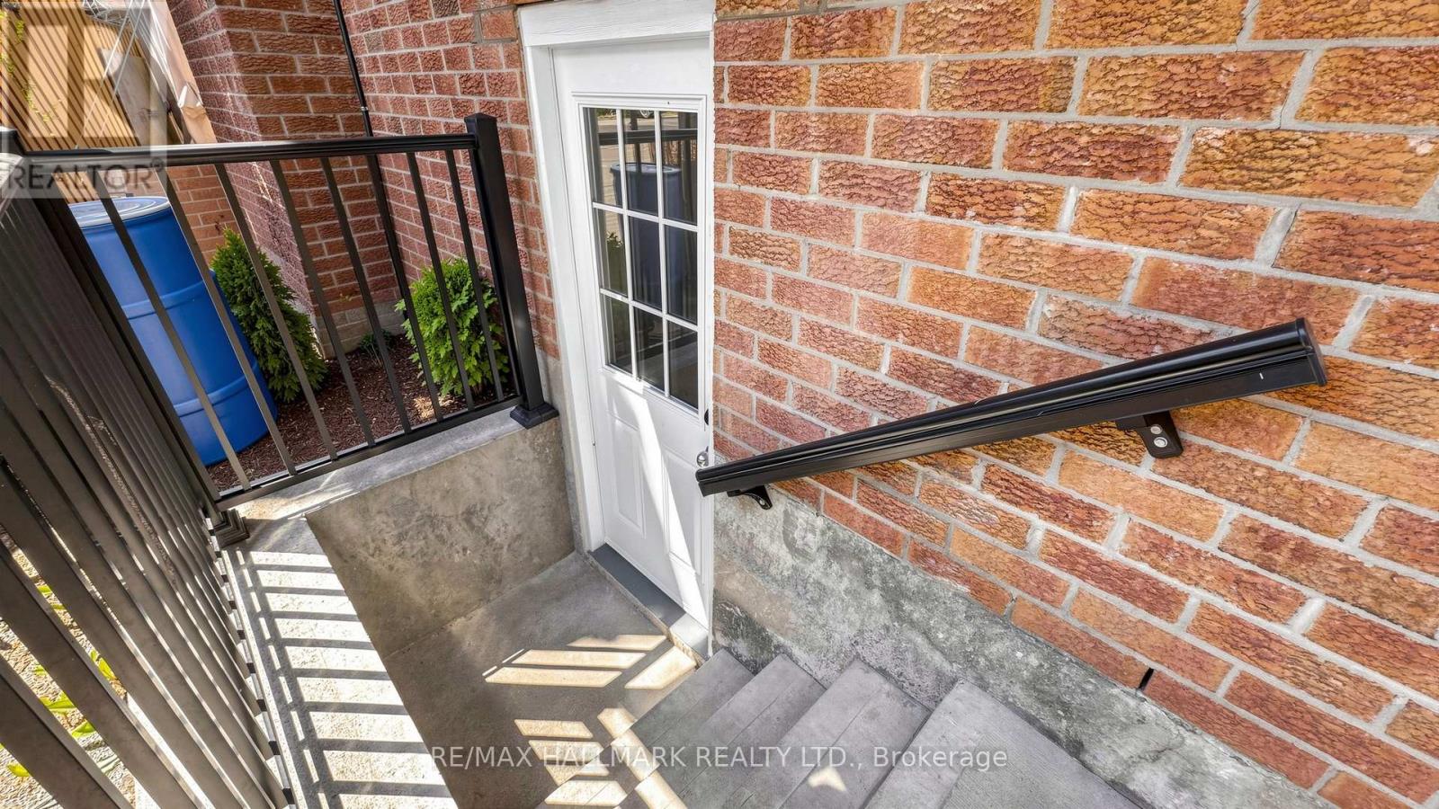 1249 Fieldstone Circle, Pickering, Ontario  L1X 1B9 - Photo 44 - E13142872