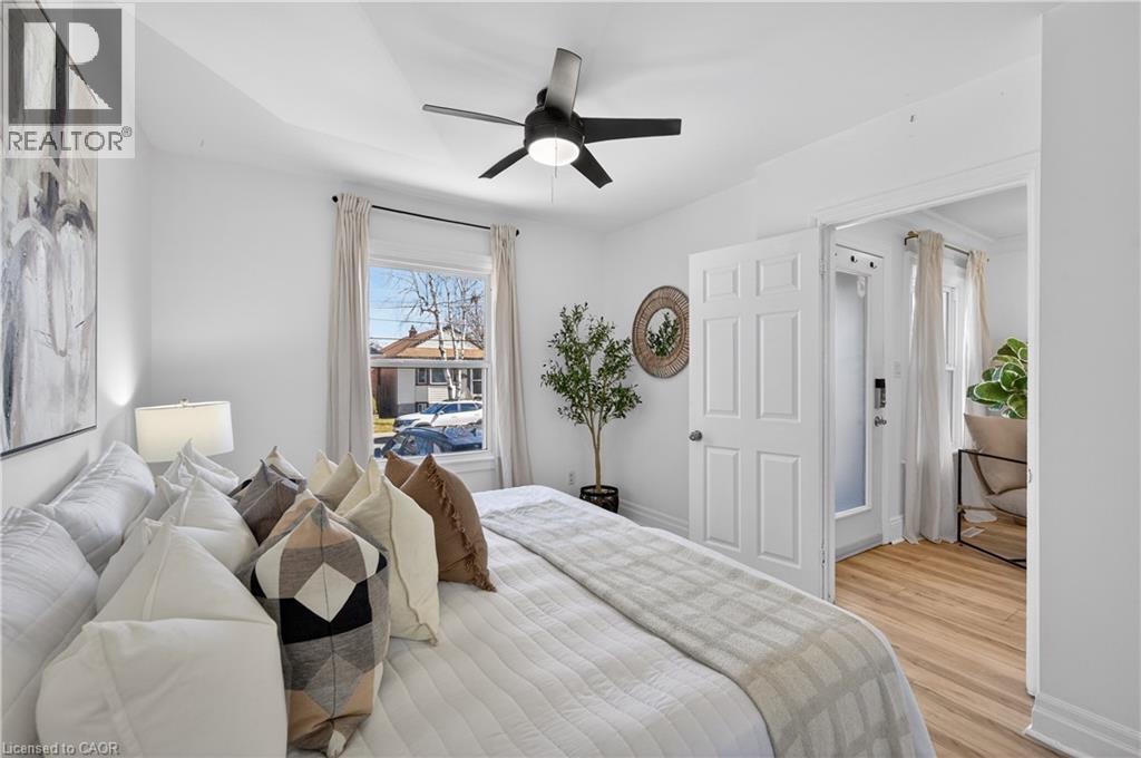 8 East 23rd Street, Hamilton, Ontario  L8V 2W6 - Photo 18 - 40811647