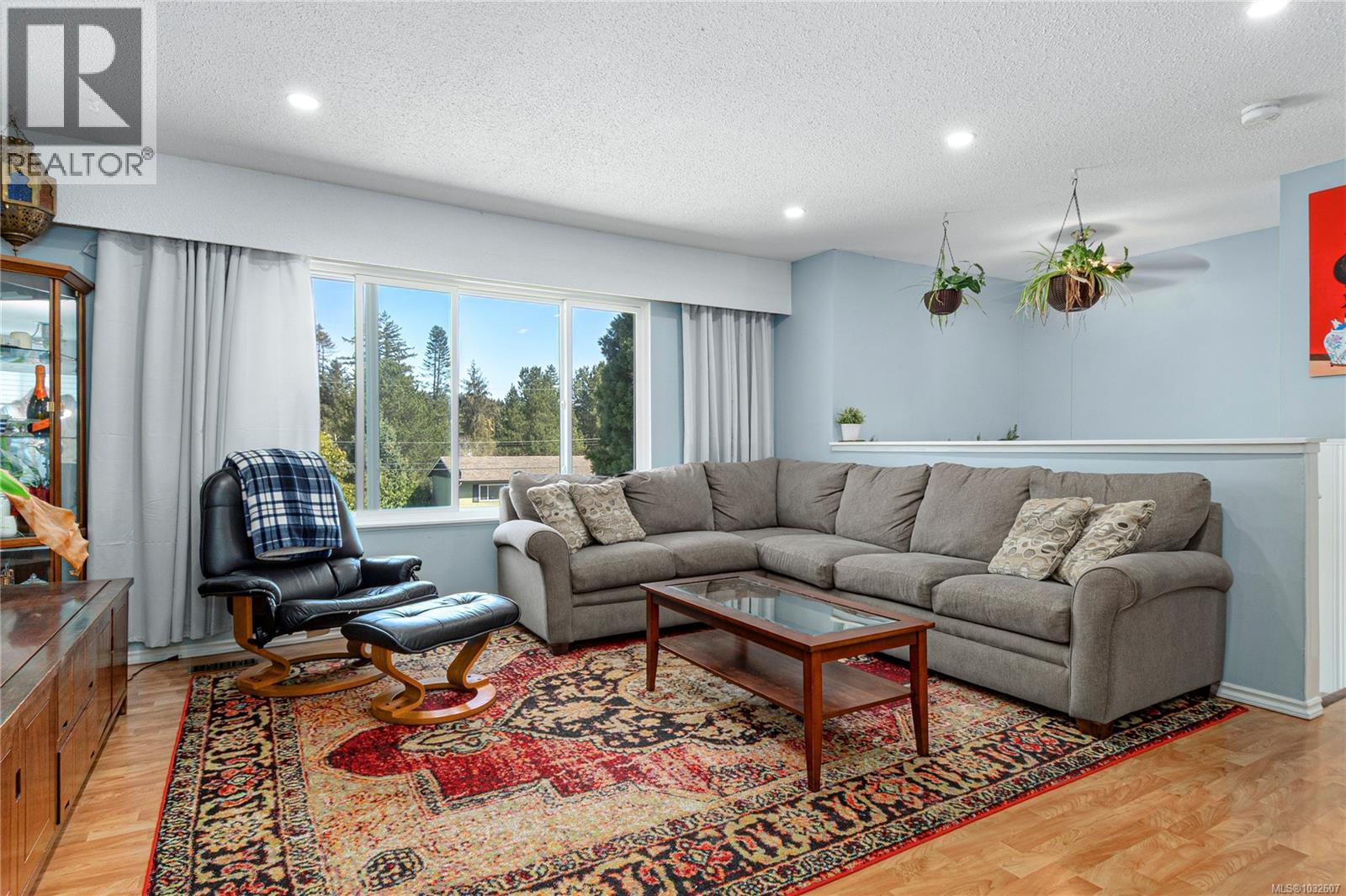 613 Nootka St, Comox, British Columbia  V9M 2L8 - Photo 4 - 1032607