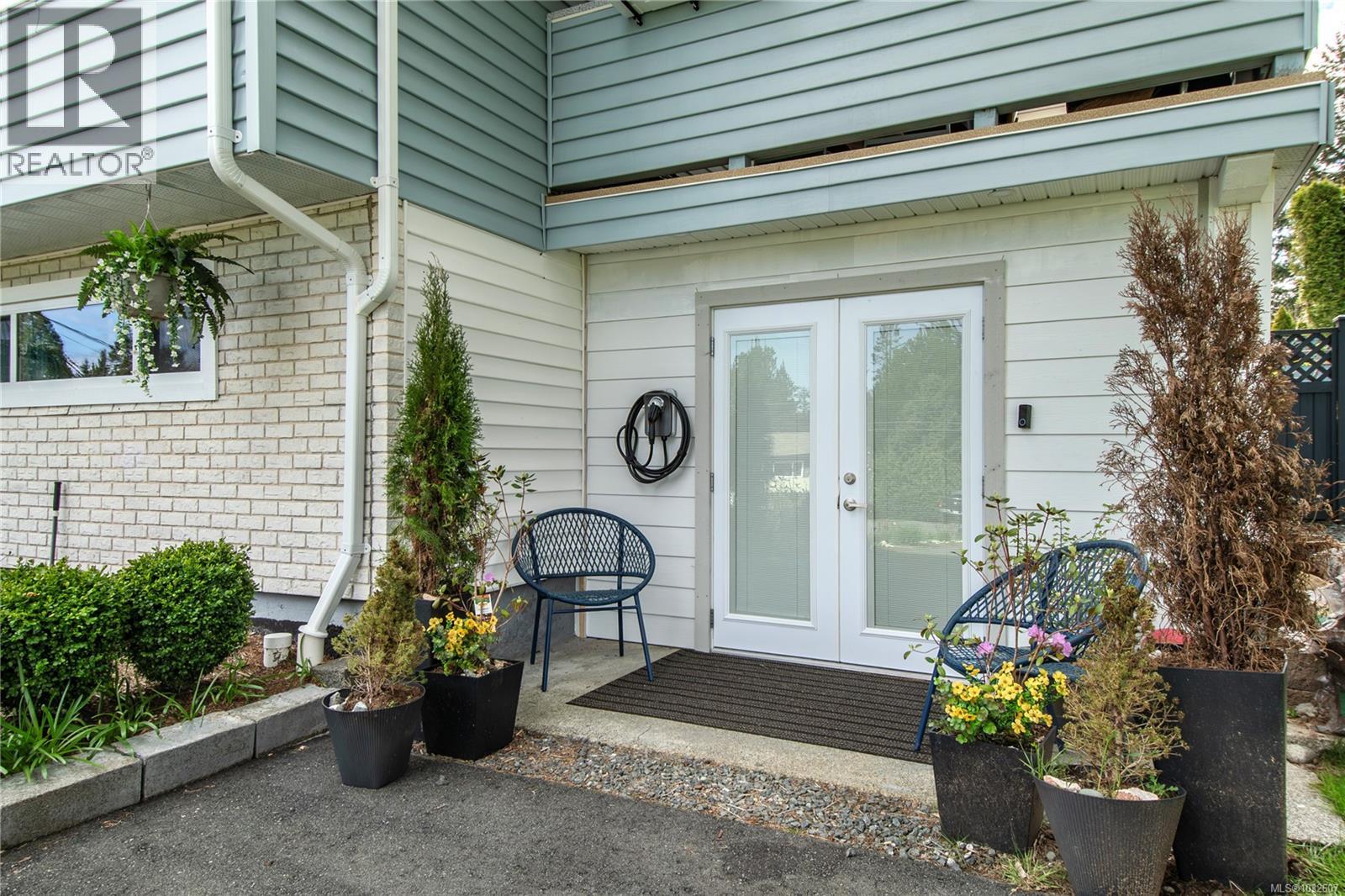 613 Nootka St, Comox, British Columbia  V9M 2L8 - Photo 47 - 1032607