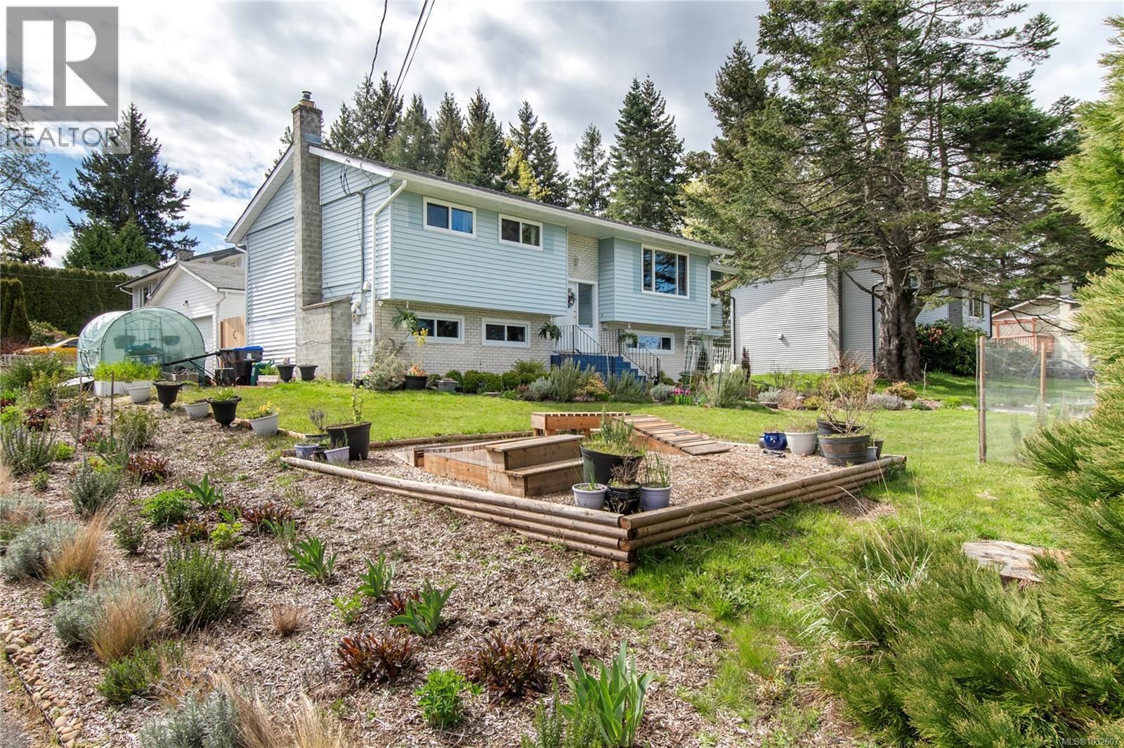 613 Nootka St, Comox, British Columbia  V9M 2L8 - Photo 51 - 1032607